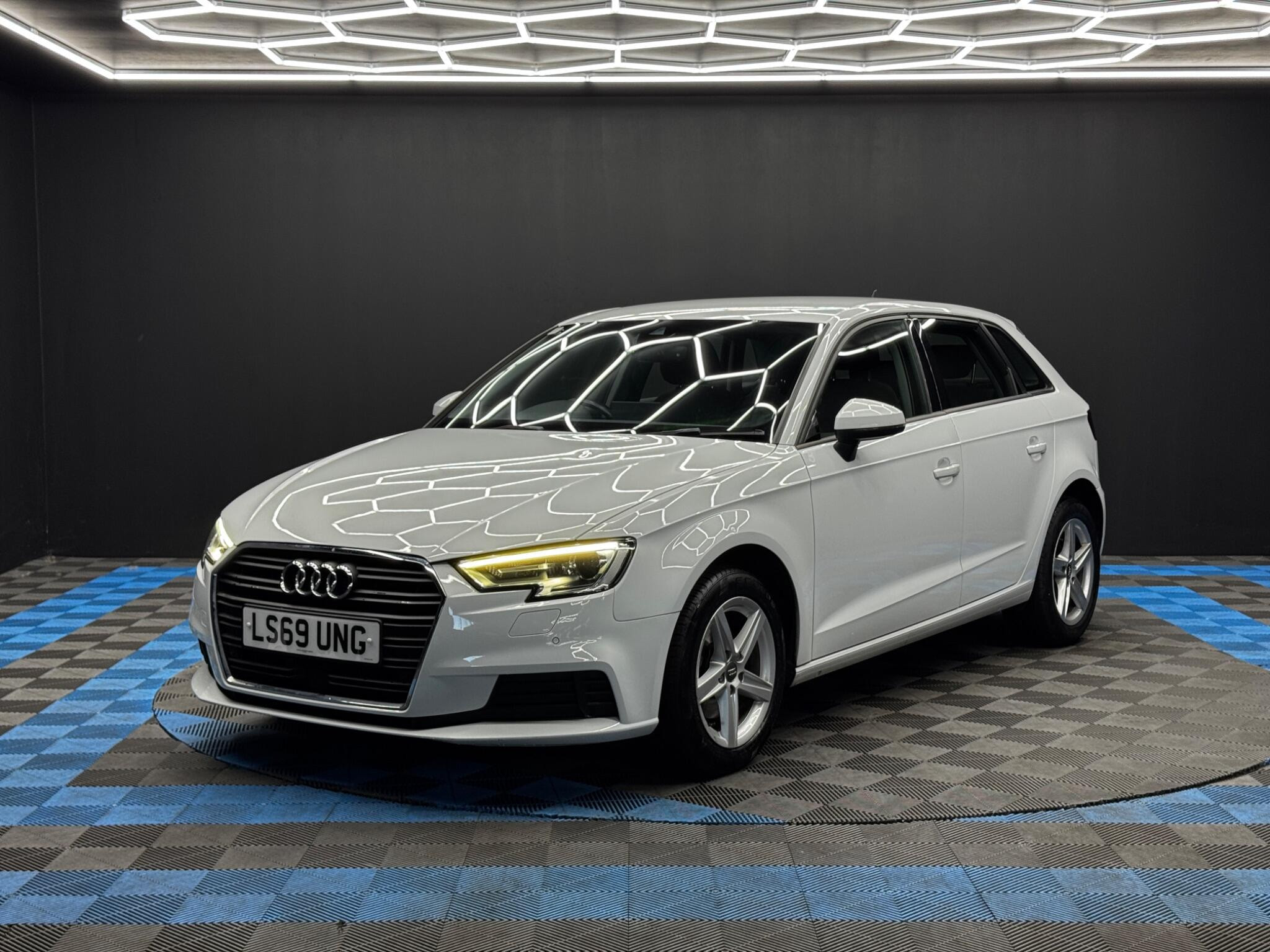 Audi A3 1.0 TFSI 30 SE Technik Sportback Euro 6 (s/s) 5dr 5dr Manual 2026