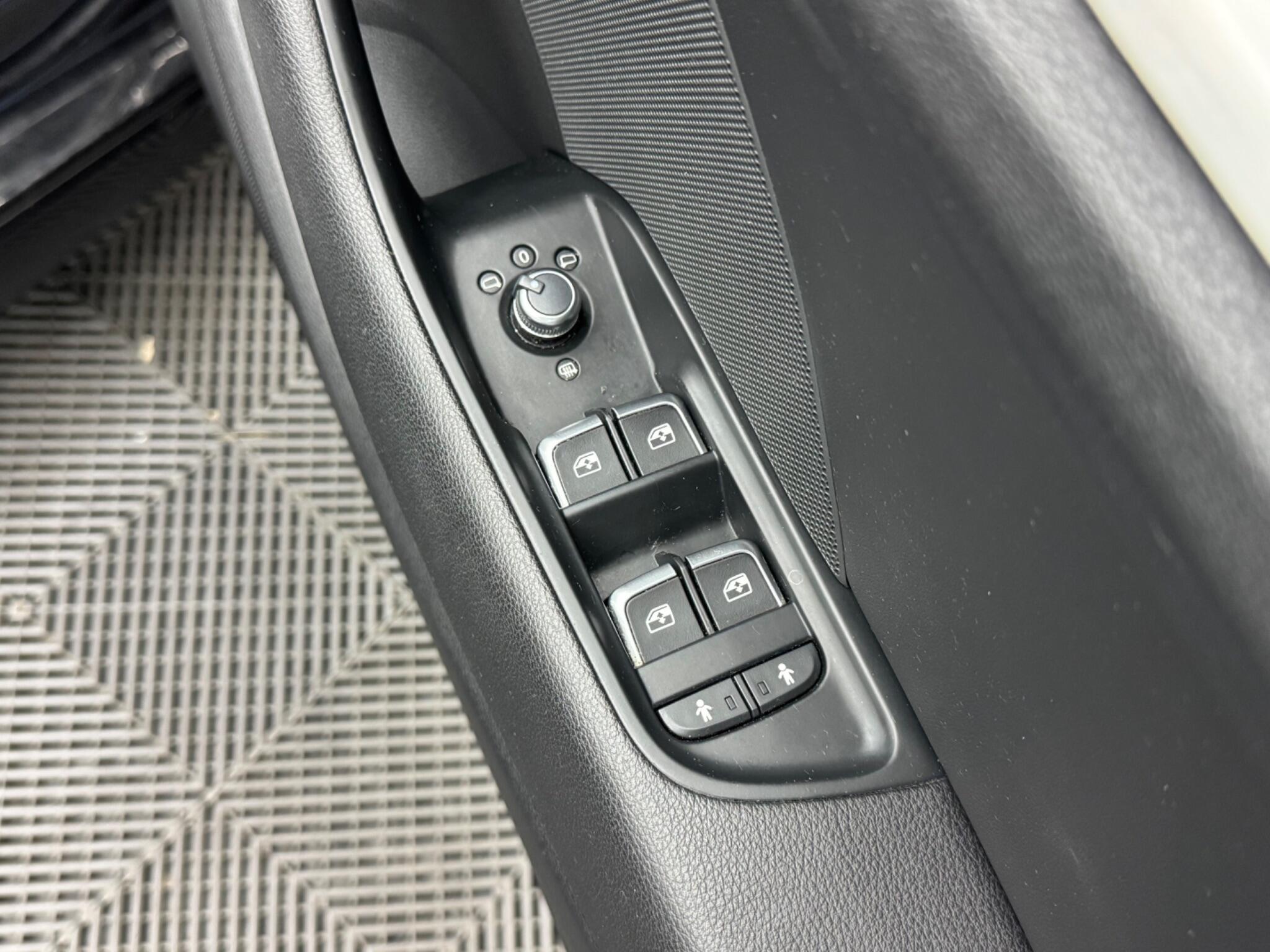Audi A3 1.4 TFSI CoD S line S Tronic Euro 6 (s/s) 4dr 4dr Automatic 2026