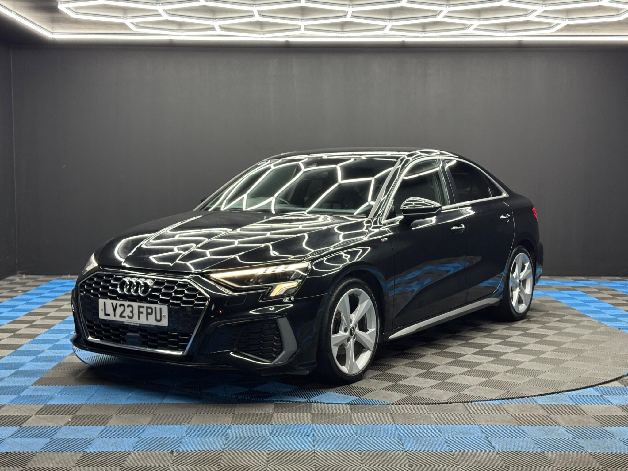 Audi A3 1.5 TFSI 35 S line S Tronic Euro 6 (s/s) 4dr 4dr Automatic 2026