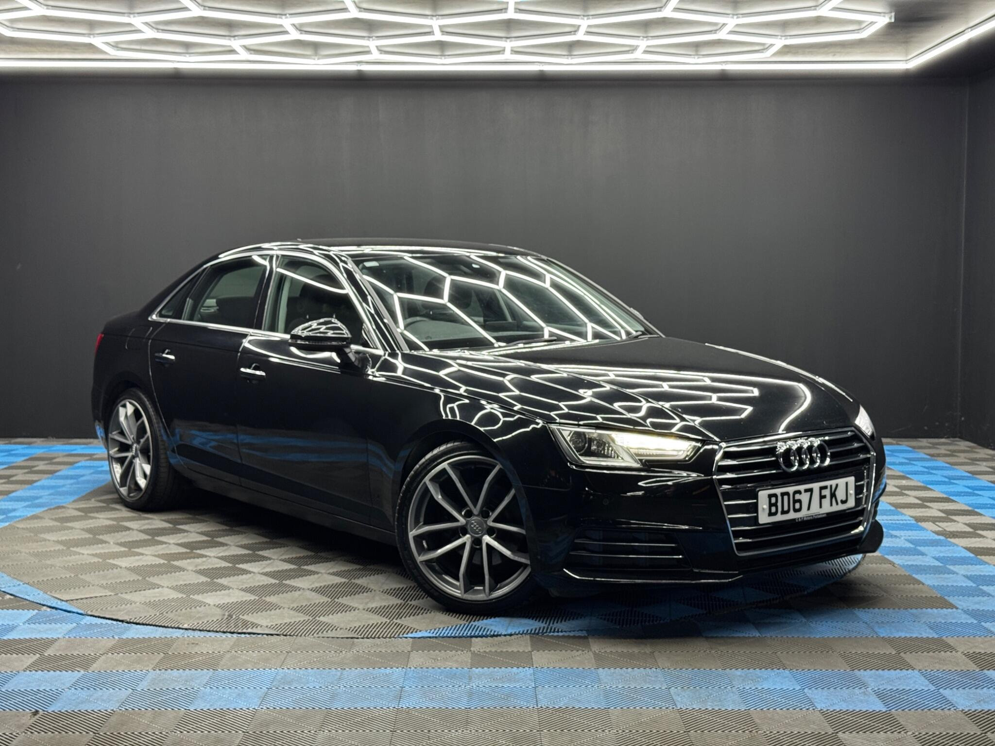 Audi A4 2.0 TDI ultra SE S Tronic Euro 6 (s/s) 4dr 4dr Automatic 2026