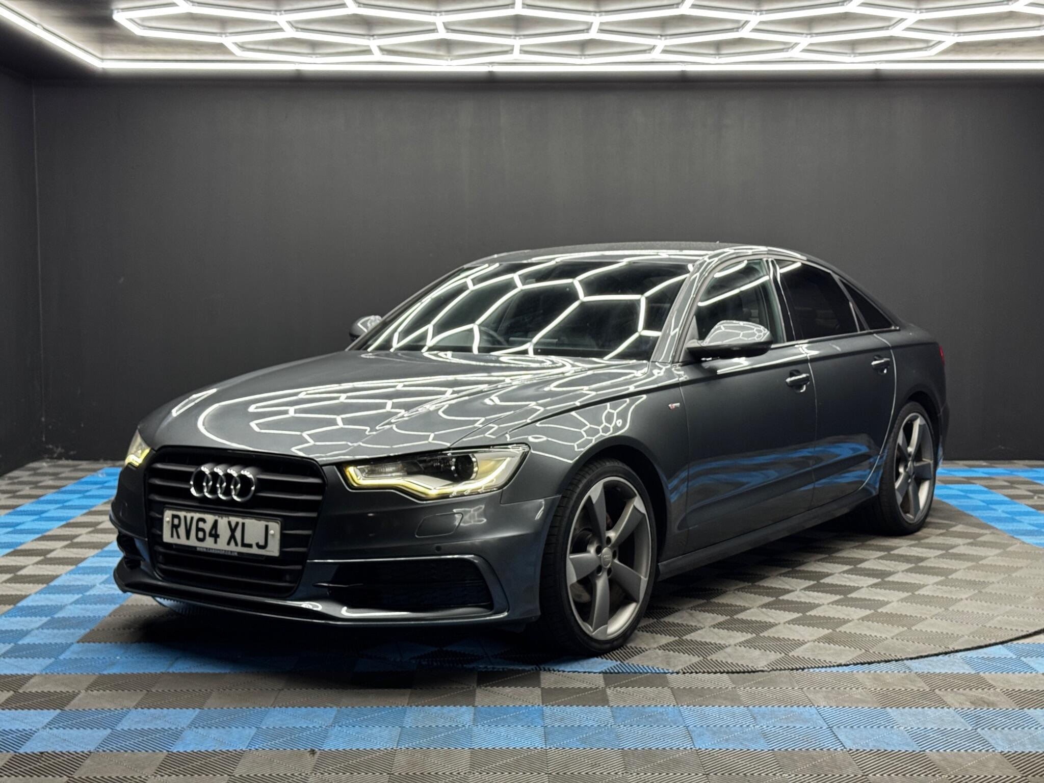 Audi A6 Saloon 2.0 TDI ultra Black Edition Euro 6 (s/s) 4dr 4dr Manual 2026