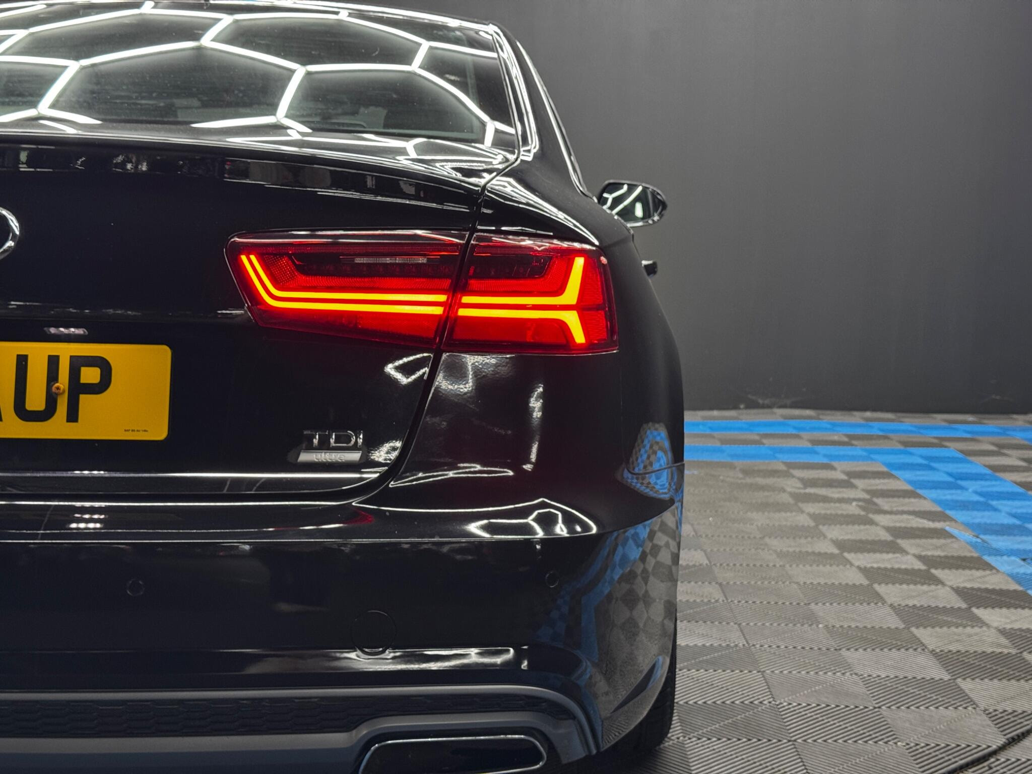 Audi A6 Saloon 2.0 TDI ultra S line S Tronic Euro 6 (s/s) 4dr 4dr Automatic 2026