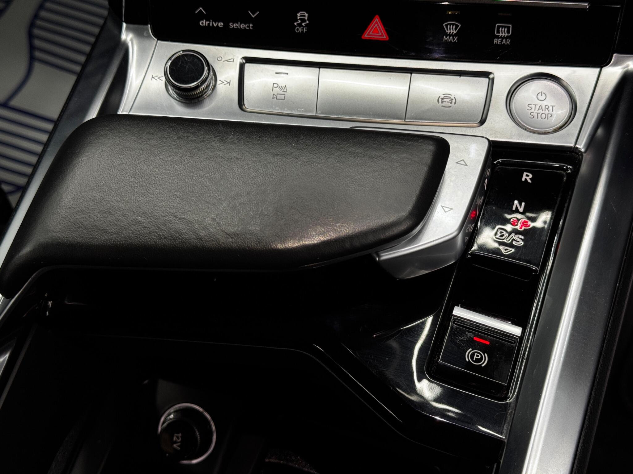 Audi E-tron 55 Launch Edition Auto quattro 5dr 95kWh 5dr Automatic 2026