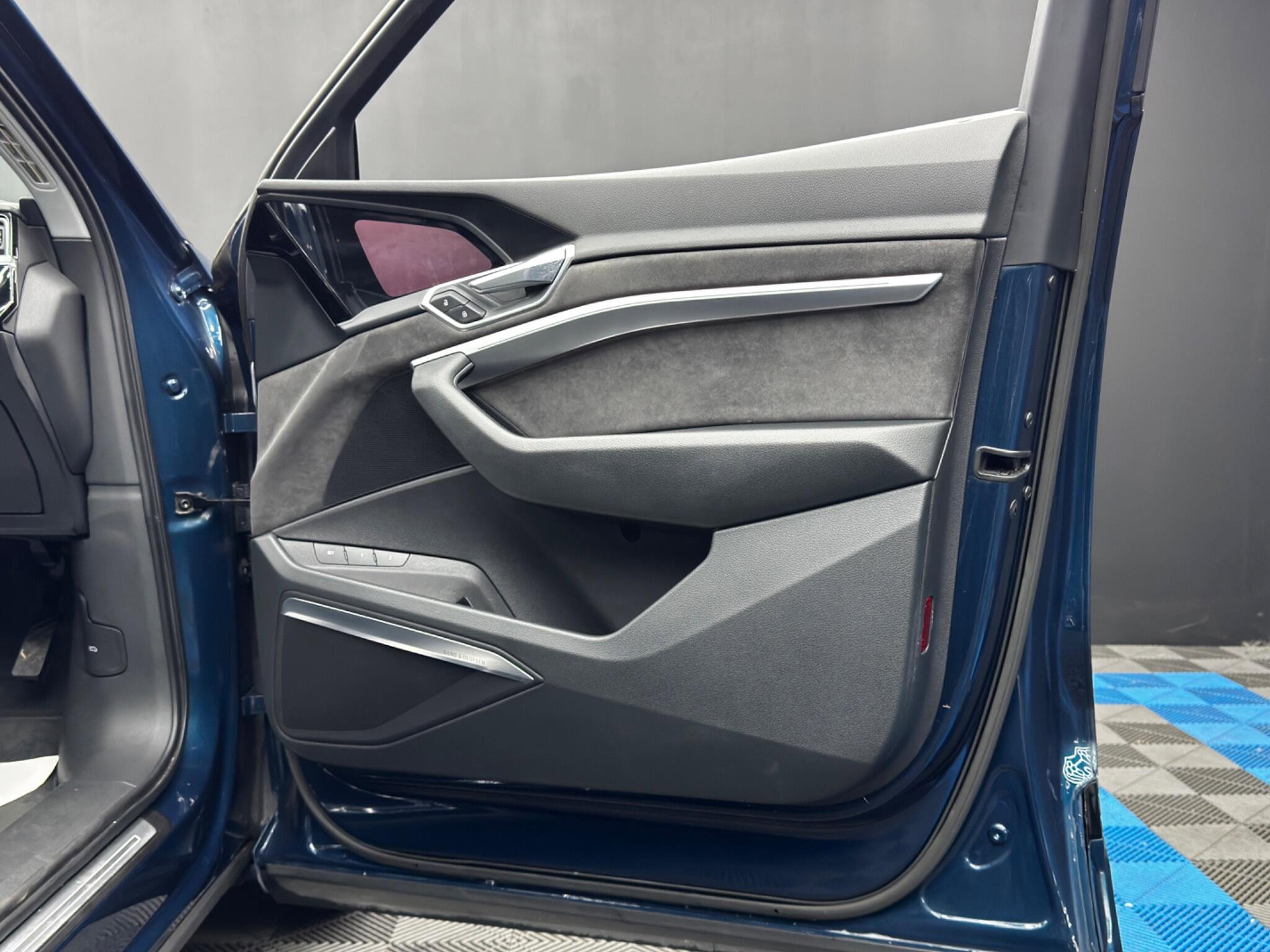 Audi E-tron 55 Launch Edition Auto quattro 5dr 95kWh 5dr Automatic 2026
