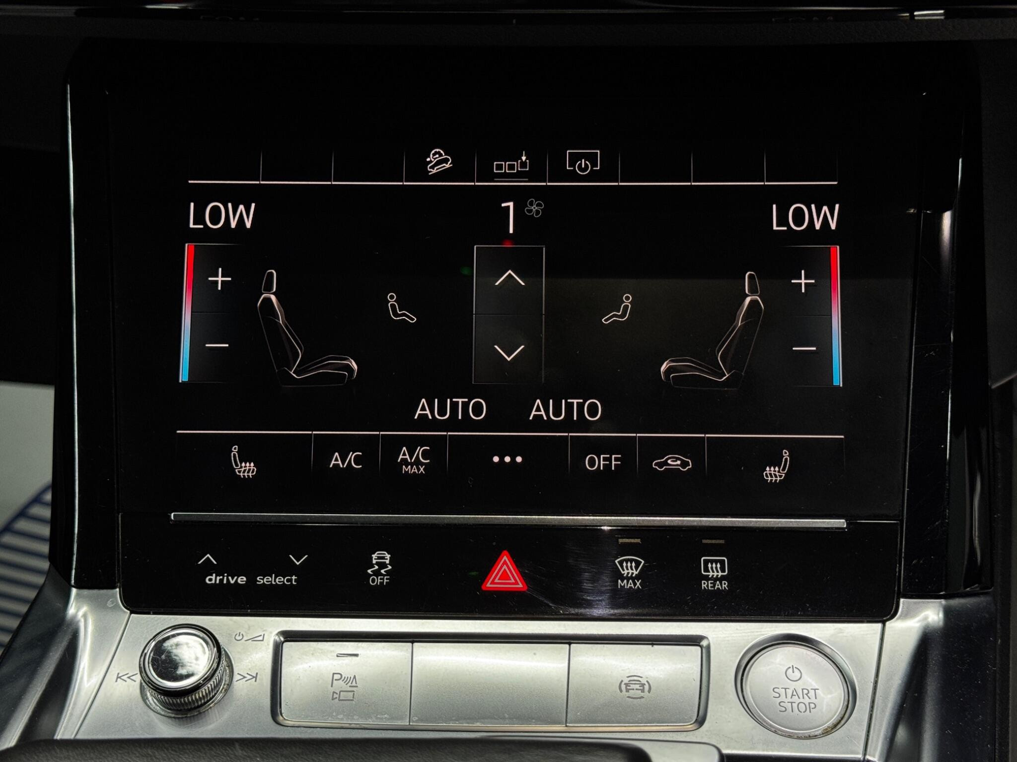 Audi E-tron 55 Launch Edition Auto quattro 5dr 95kWh 5dr Automatic 2026