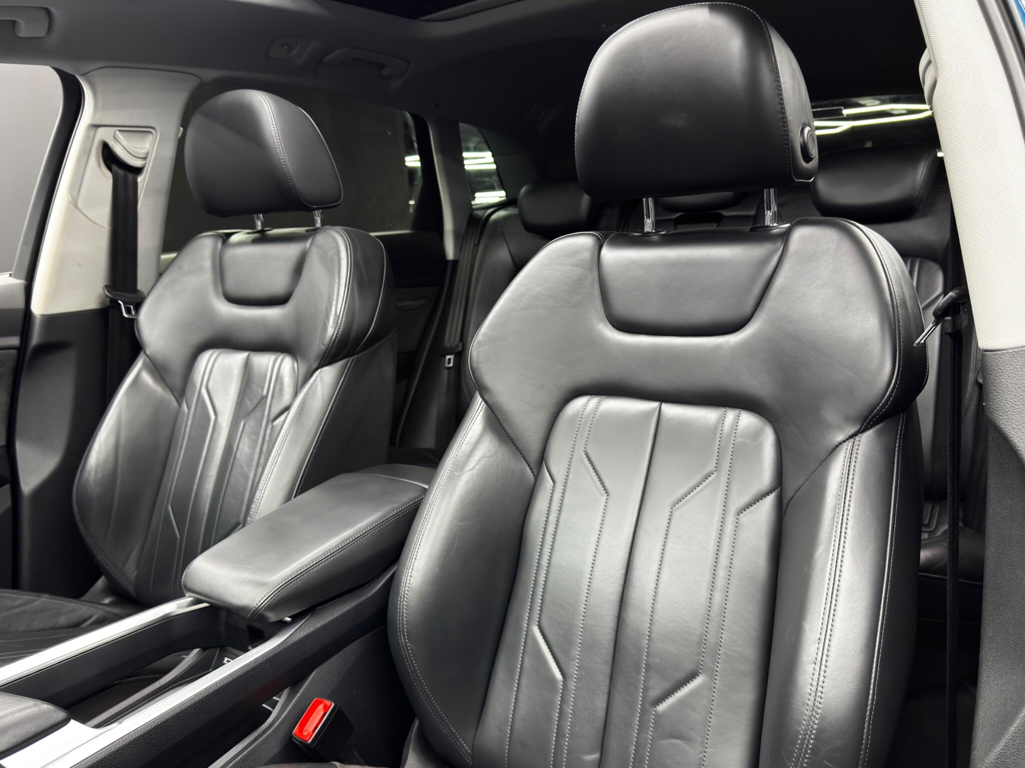 Audi E-tron 55 Launch Edition Auto quattro 5dr 95kWh 5dr Automatic 2026