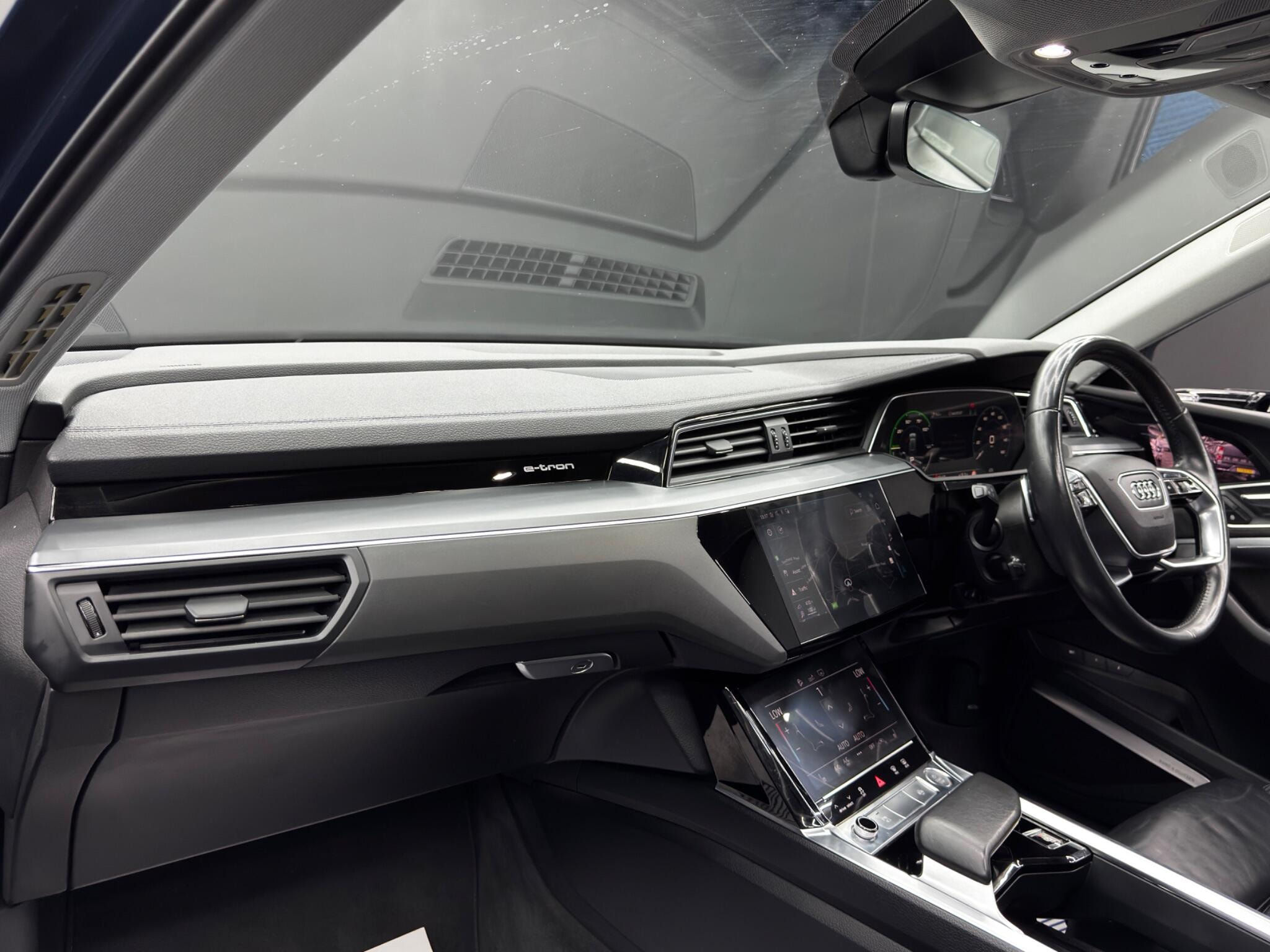 Audi E-tron 55 Launch Edition Auto quattro 5dr 95kWh 5dr Automatic 2026