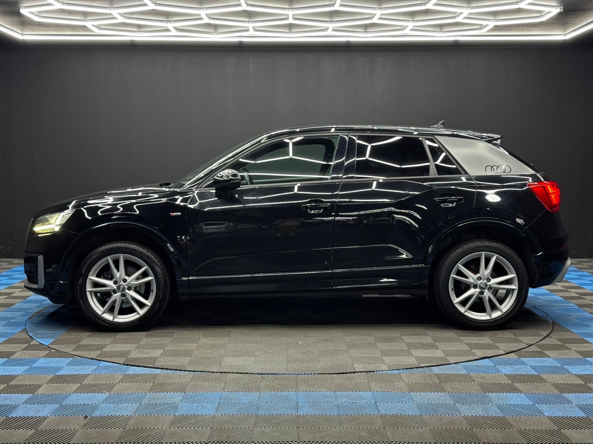 Audi Q2 1.4 TFSI CoD S line S Tronic Euro 6 (s/s) 5dr 5dr Automatic 2026
