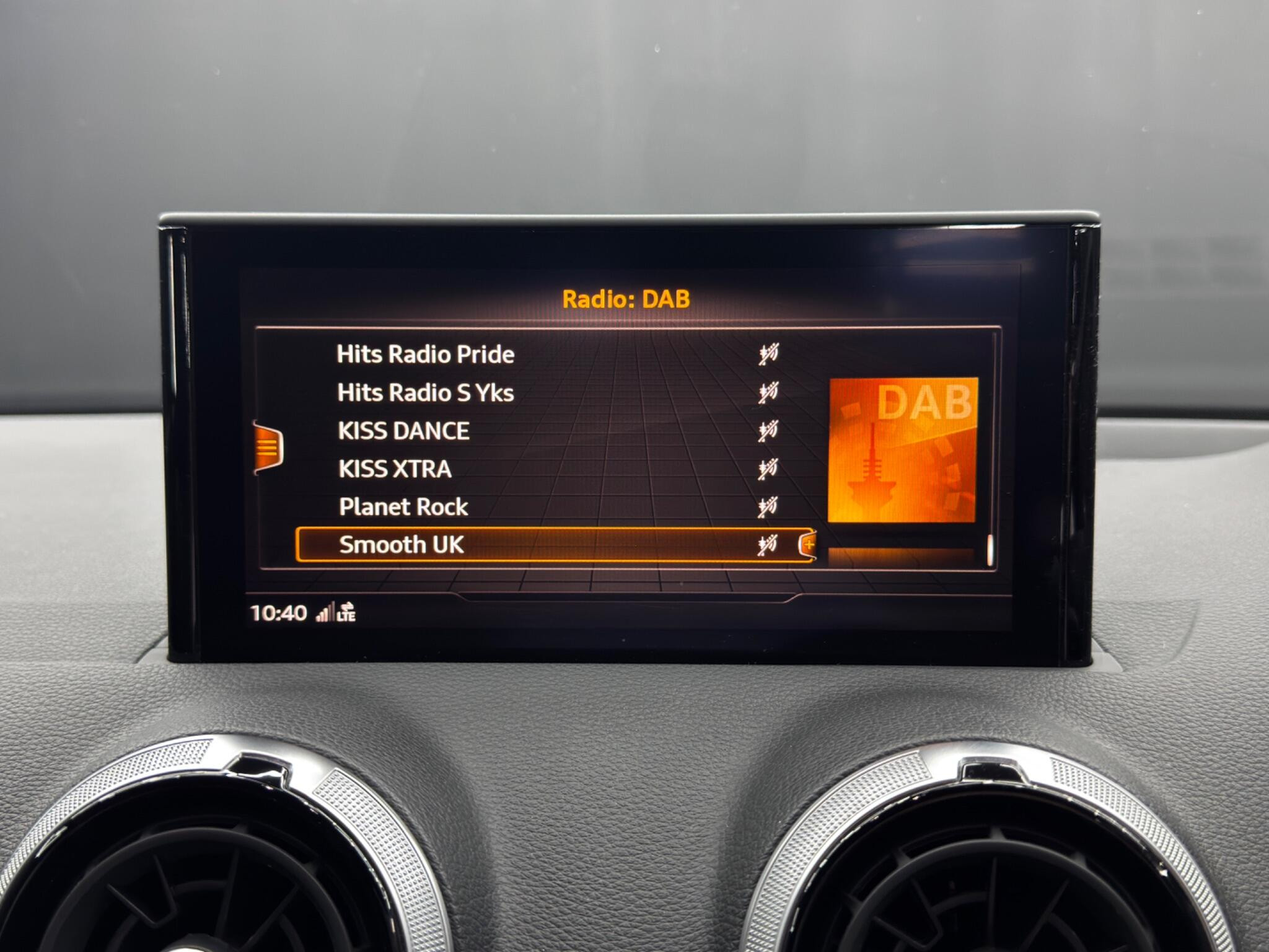 Audi Q2 1.5 TFSI CoD 35 S line S Tronic Euro 6 (s/s) 5dr 5dr Automatic 2026