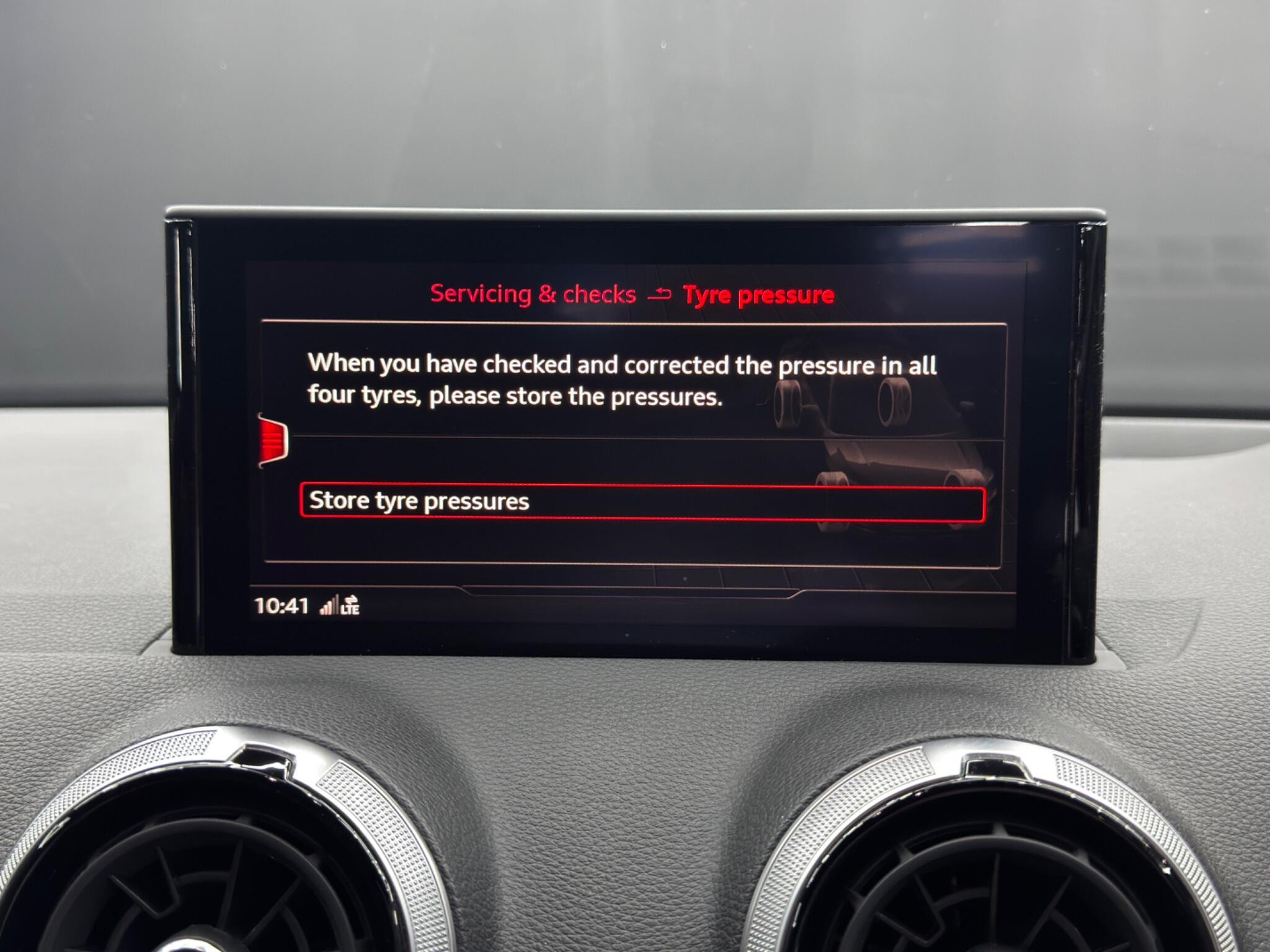 Audi Q2 1.5 TFSI CoD 35 S line S Tronic Euro 6 (s/s) 5dr 5dr Automatic 2026