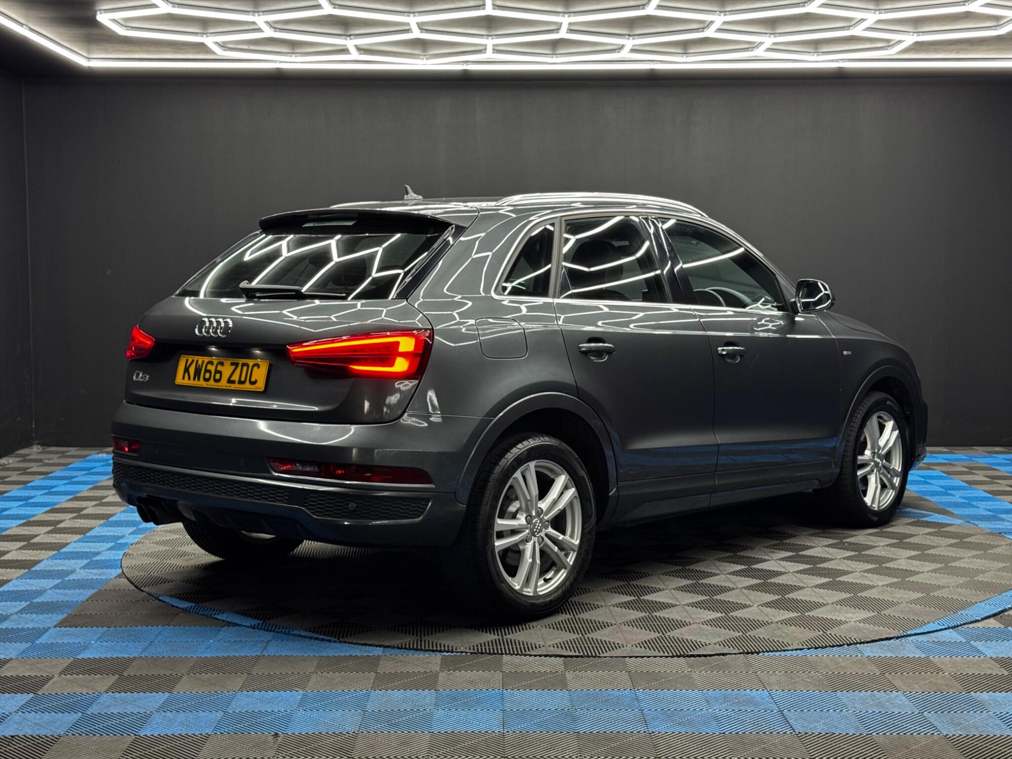 Audi Q3 1.4 TFSI CoD S line Edition S Tronic Euro 6 (s/s) 5dr 5dr Automatic 2026