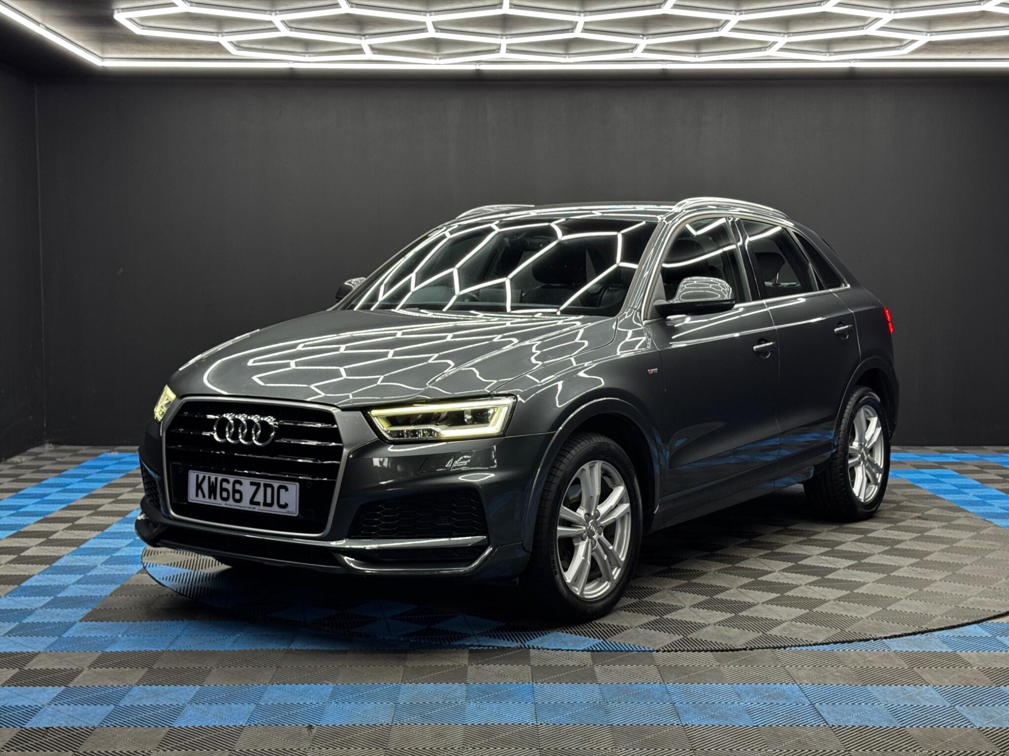 Audi Q3 1.4 TFSI CoD S line Edition S Tronic Euro 6 (s/s) 5dr 5dr Automatic 2026