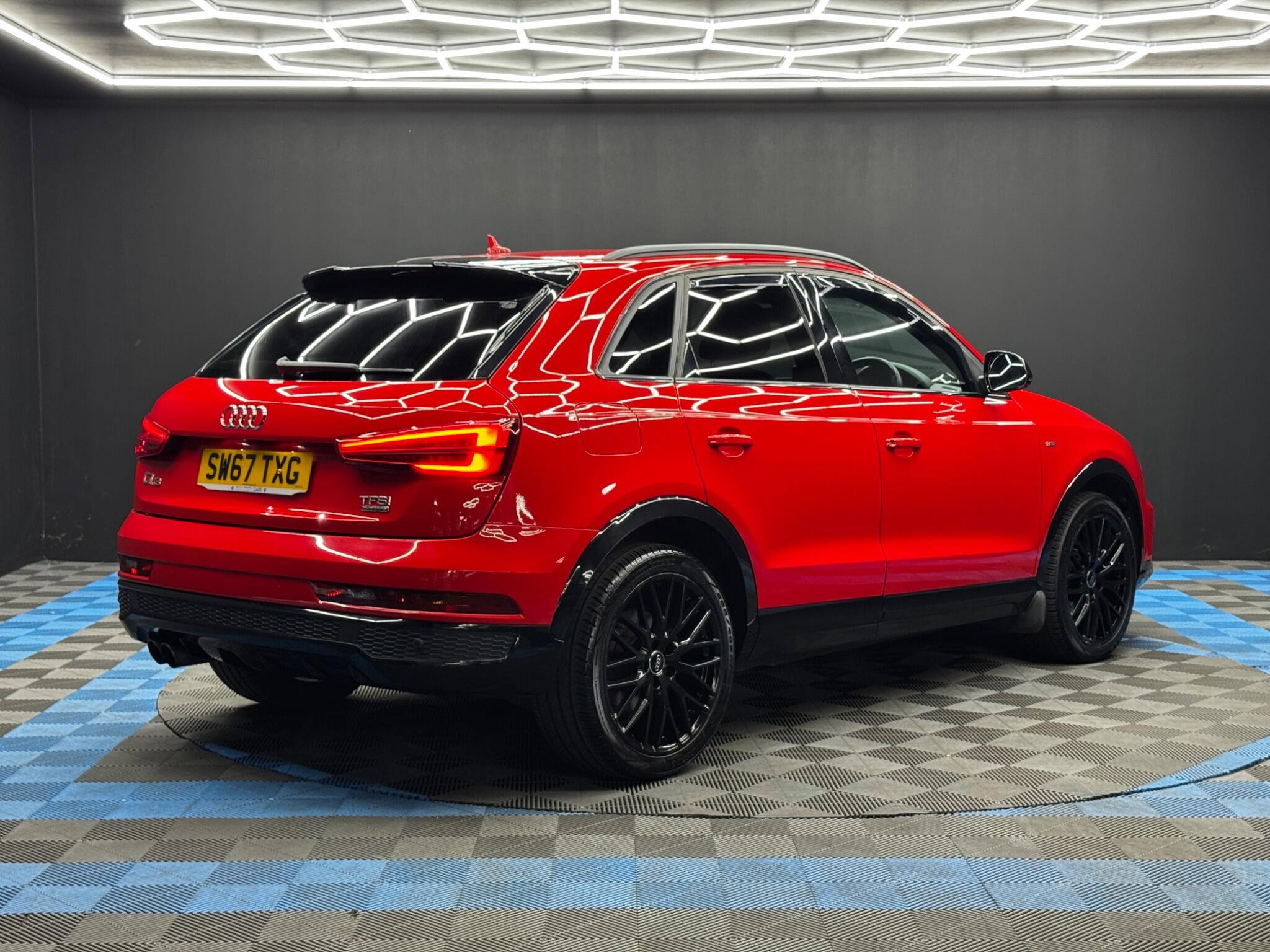 Audi Q3 2.0 TFSI Black Edition S Tronic quattro Euro 6 (s/s) 5dr 5dr Automatic 2026