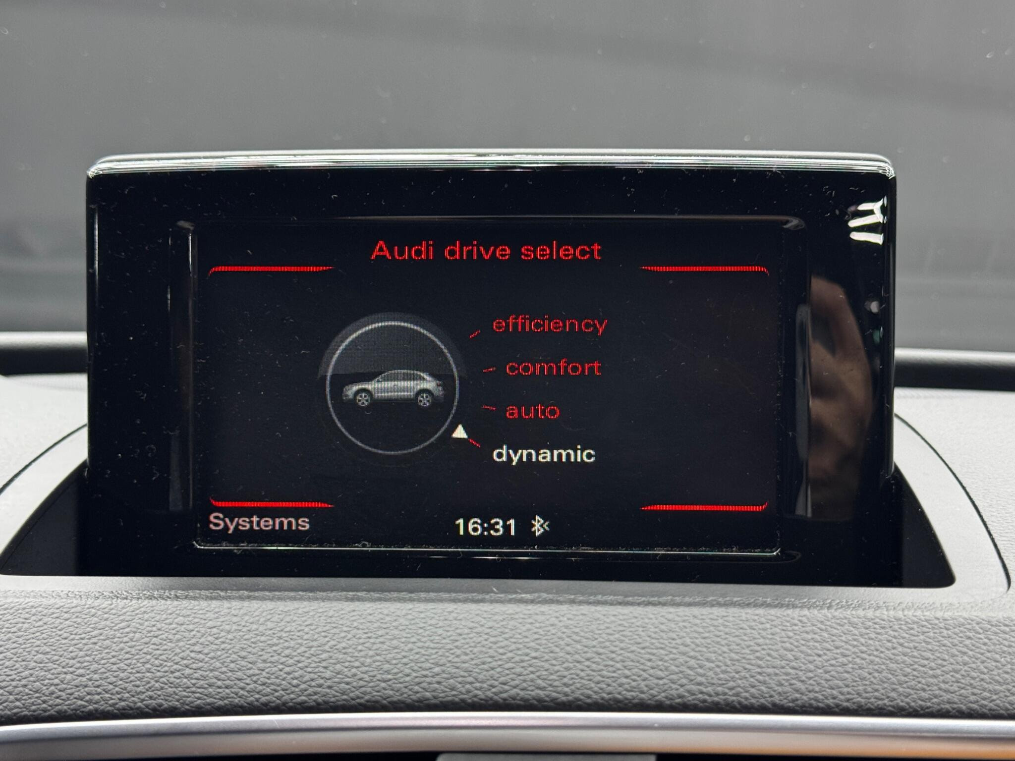 Audi Q3 2.0 TFSI Black Edition S Tronic quattro Euro 6 (s/s) 5dr 5dr Automatic 2026
