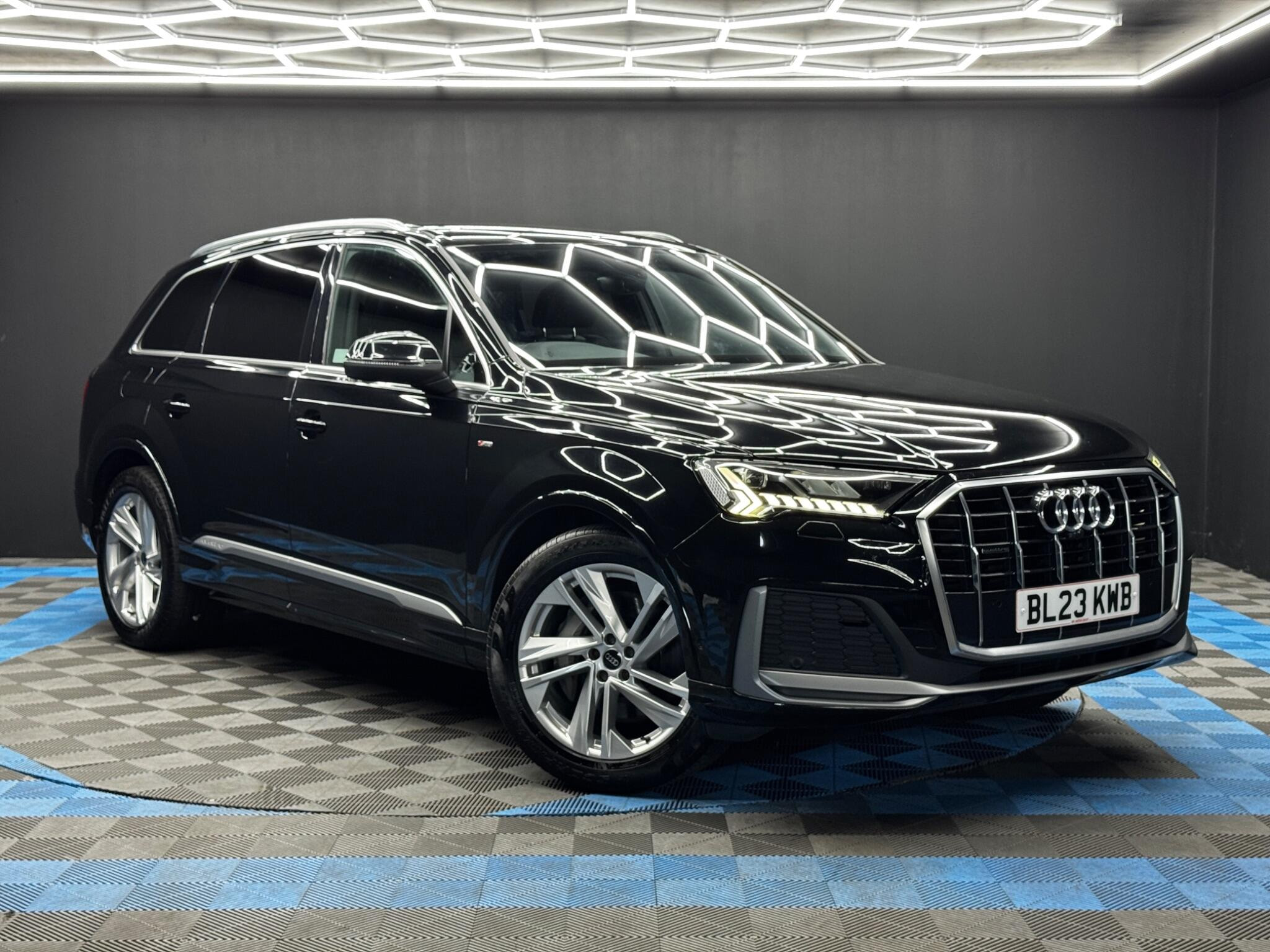 Audi Q7 3.0 TDI V6 45 S line Tiptronic quattro Euro 6 (s/s) 5dr 5dr Automatic 2026