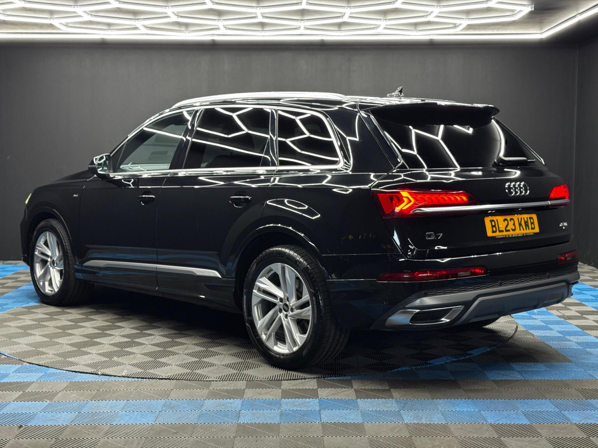 Audi Q7 3.0 TDI V6 45 S line Tiptronic quattro Euro 6 (s/s) 5dr 5dr Automatic 2026