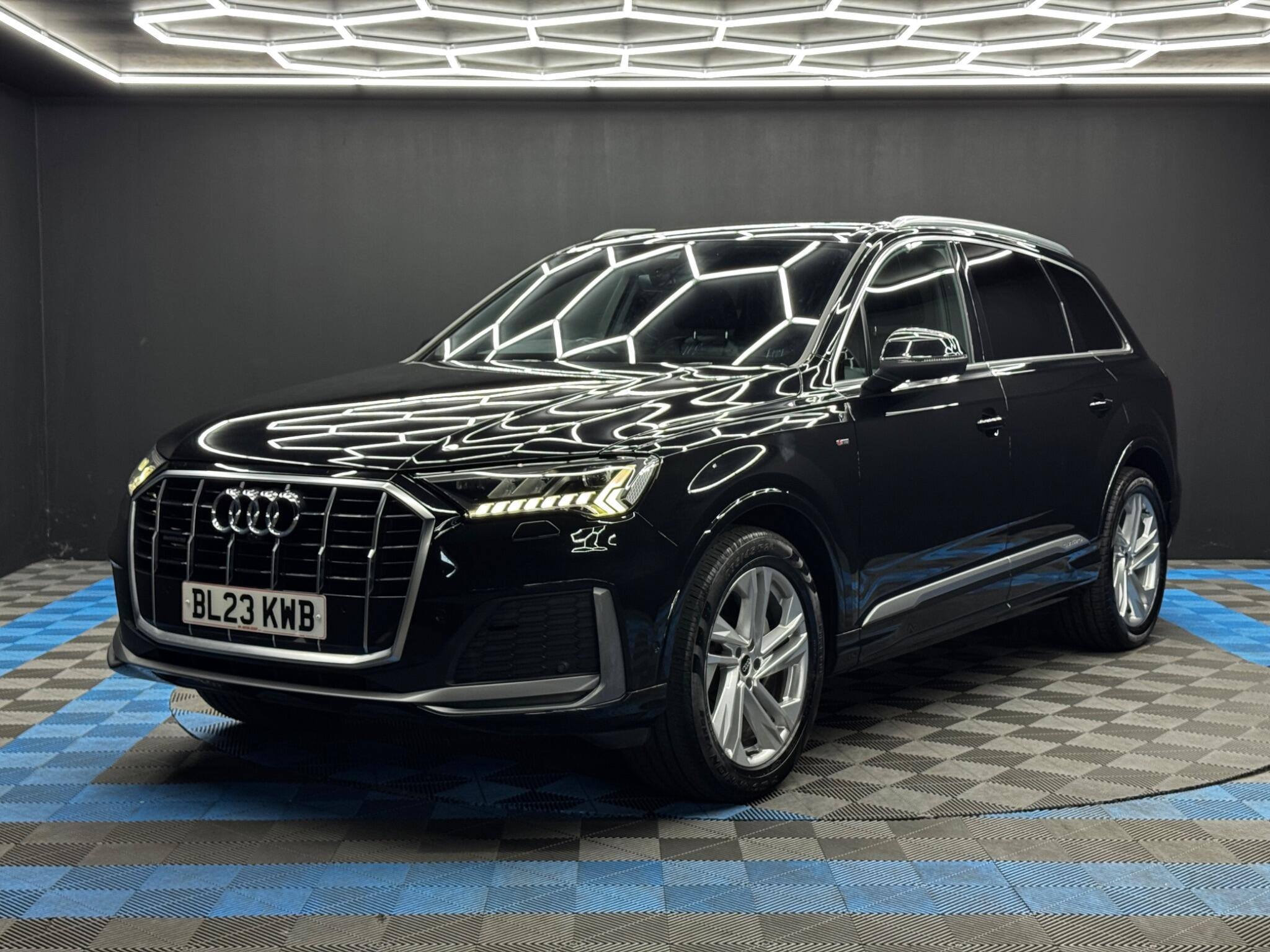 Audi Q7 3.0 TDI V6 45 S line Tiptronic quattro Euro 6 (s/s) 5dr 5dr Automatic 2026