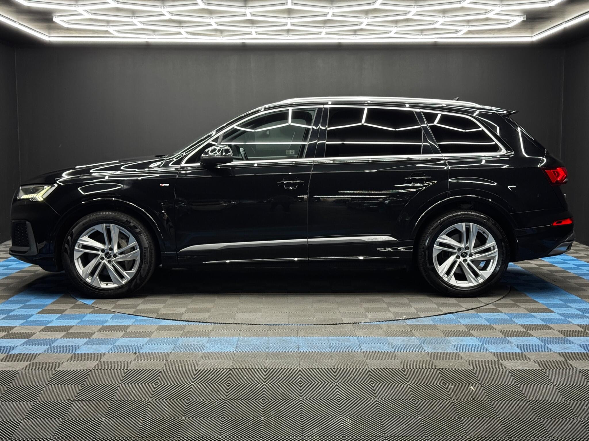 Audi Q7 3.0 TDI V6 45 S line Tiptronic quattro Euro 6 (s/s) 5dr 5dr Automatic 2026