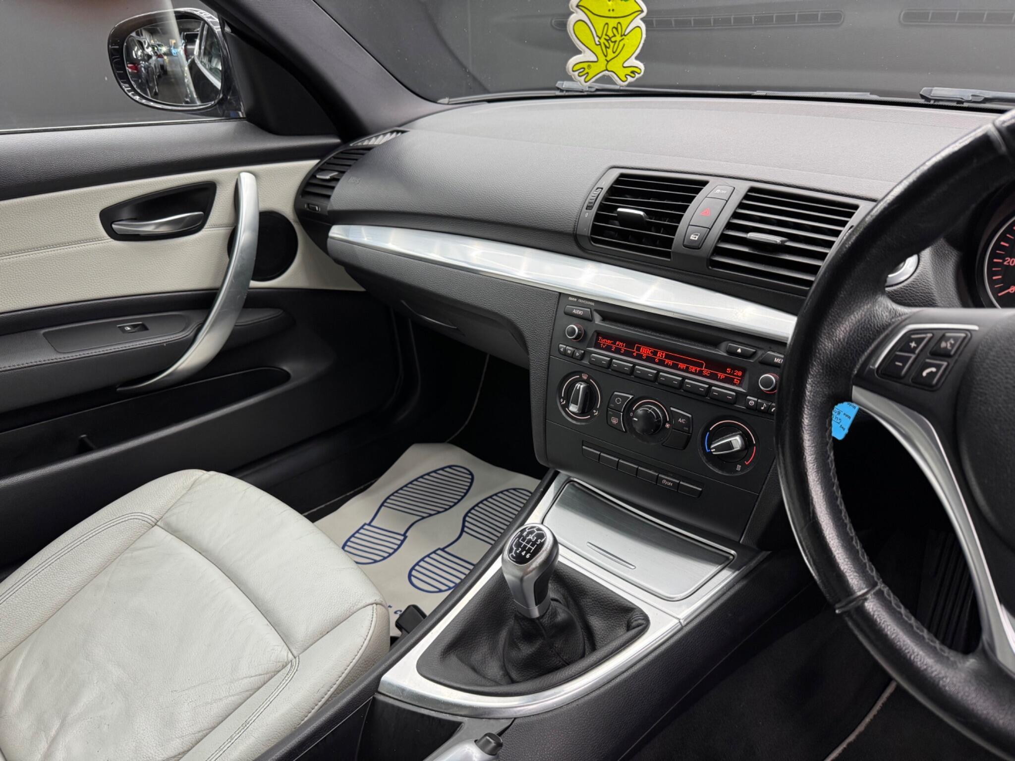 BMW 1 Series 2.0 118d Exclusive Edition Euro 5 (s/s) 2dr 2dr Manual 2026