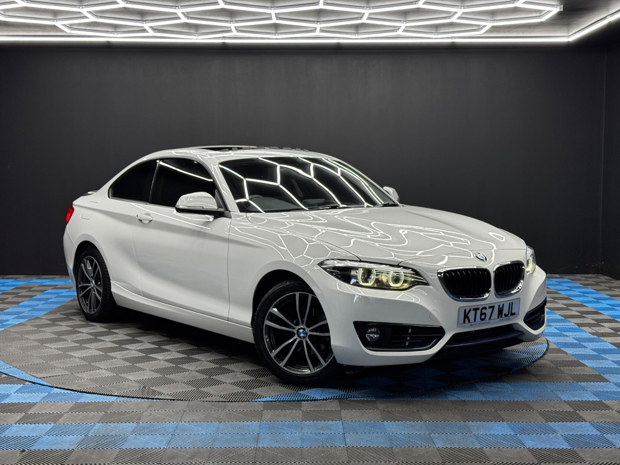 BMW 2 Series 1.5 218i Sport Auto Euro 6 (s/s) 2dr 2dr Automatic 2026