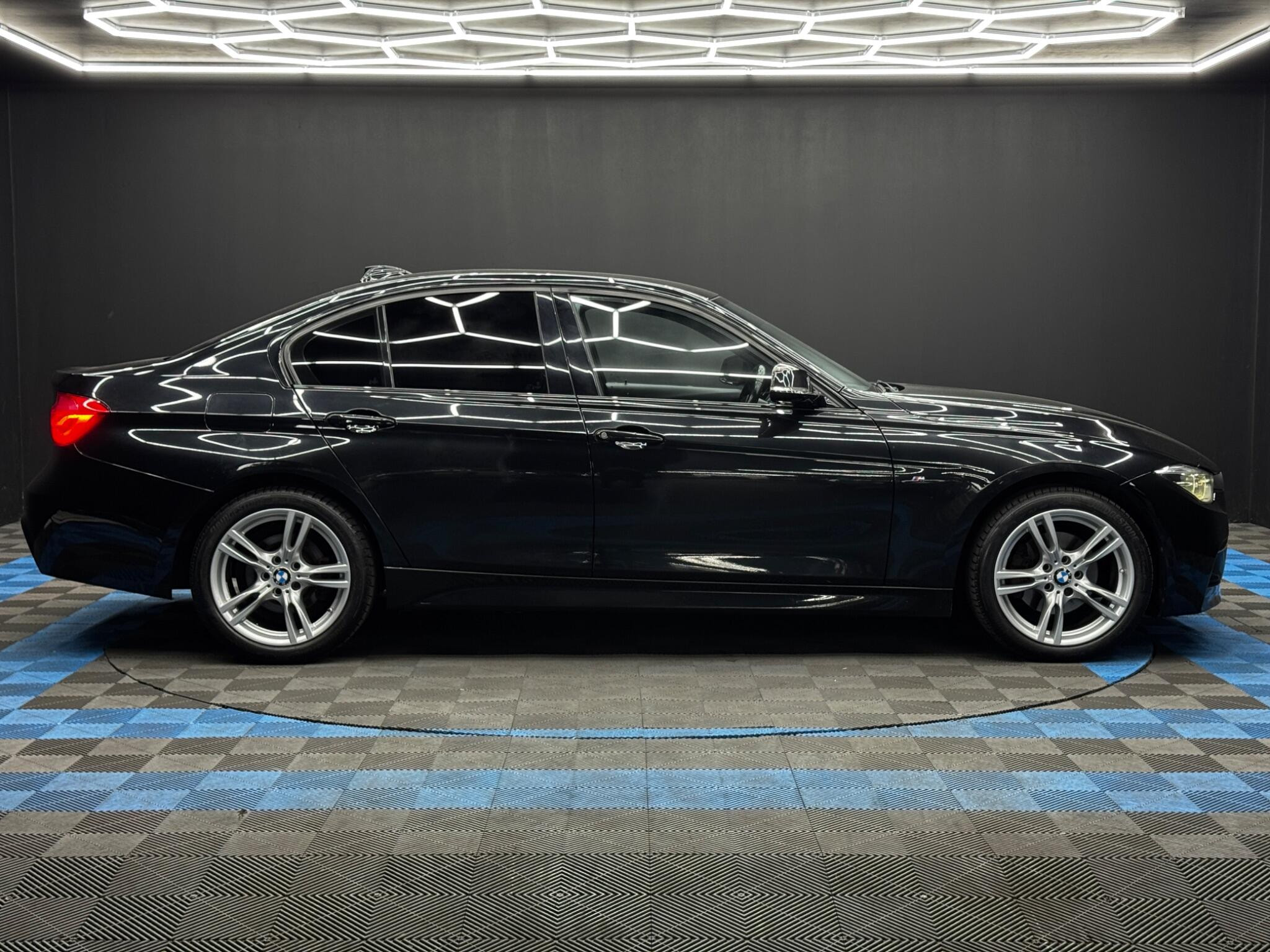 BMW 3 Series 2.0 320d M Sport Auto xDrive Euro 6 (s/s) 4dr 4dr Automatic 2026