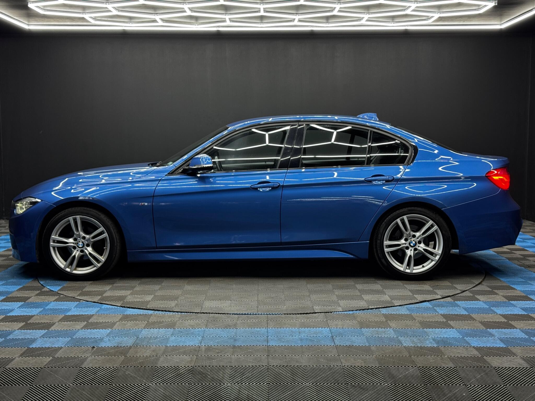 BMW 3 Series 2.0 320i M Sport Auto Euro 6 (s/s) 4dr 4dr Automatic 2026