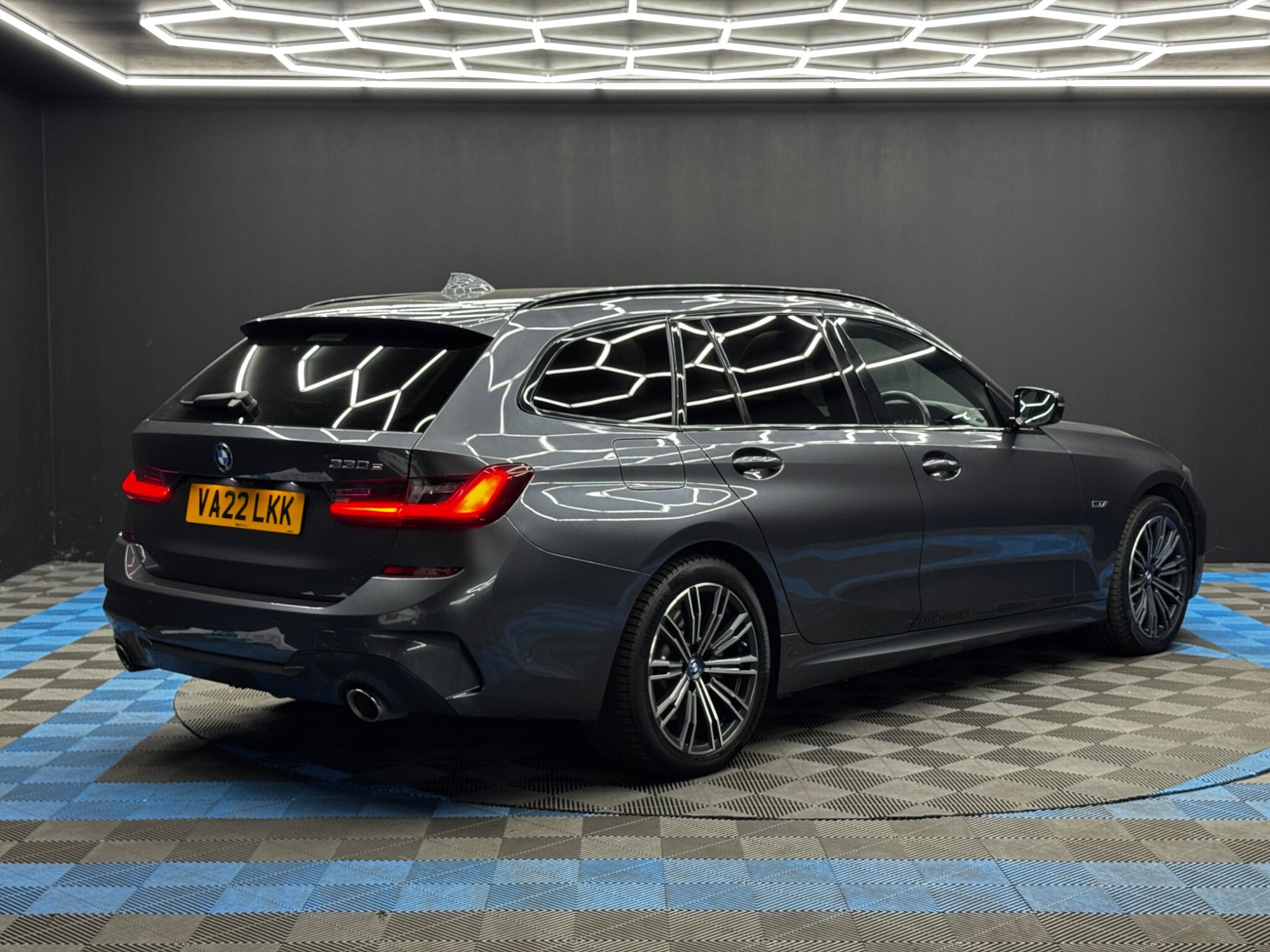 BMW 3 Series 2.0 330e 12kWh M Sport Touring Auto Euro 6 (s/s) 5dr 5dr Automatic 2026