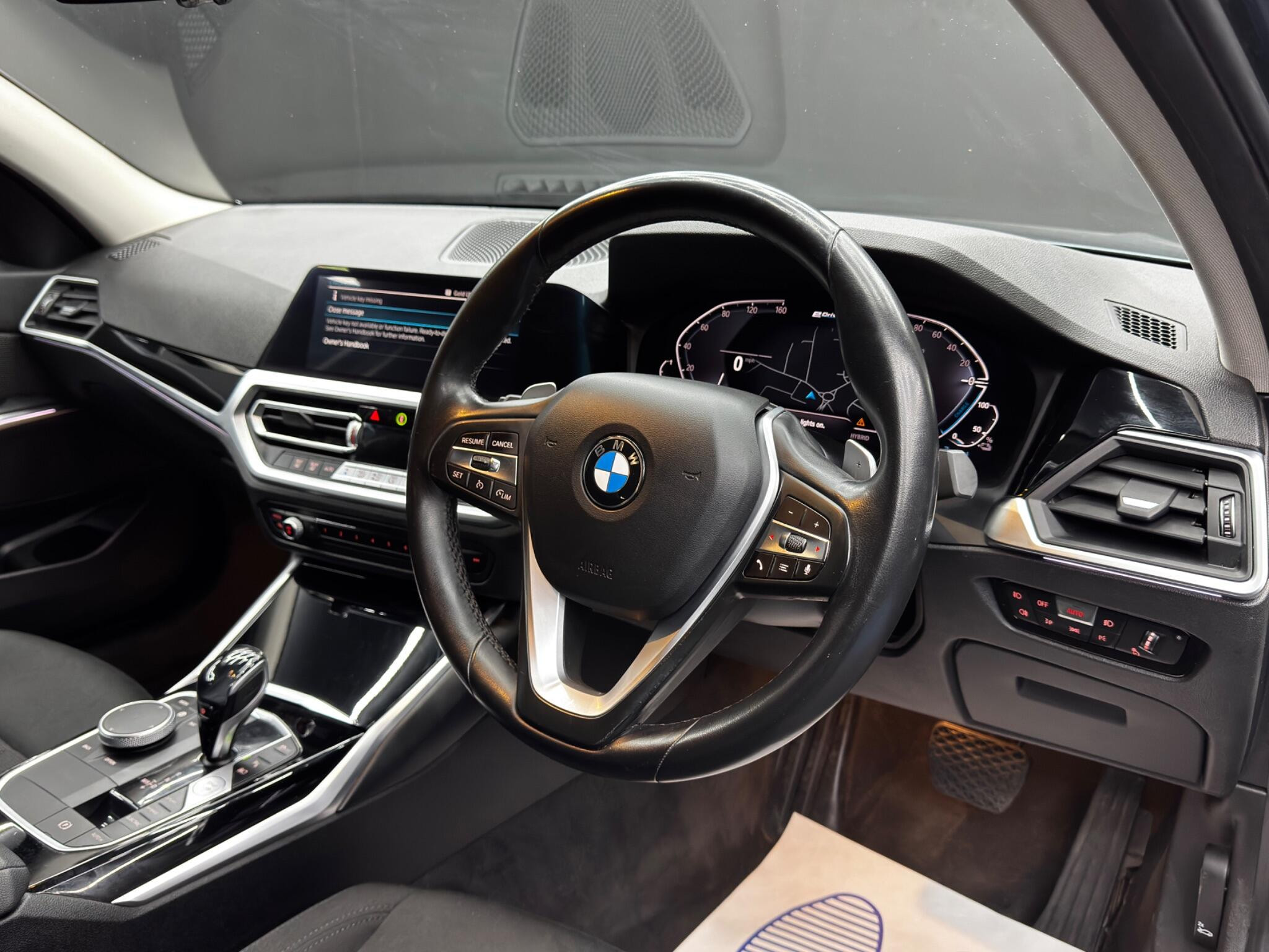 BMW 3 Series 2.0 330e 12kWh SE Pro Auto Euro 6 (s/s) 4dr 4dr Automatic 2026