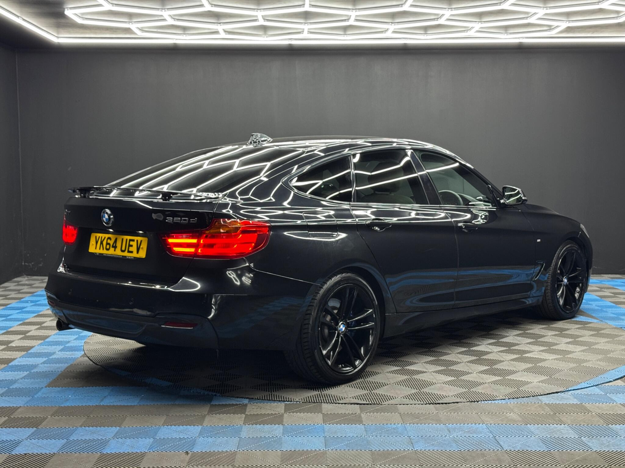 BMW 3 Series Gran Turismo 2.0 320d M Sport GT Auto Euro 6 (s/s) 5dr 5dr Automatic 2026
