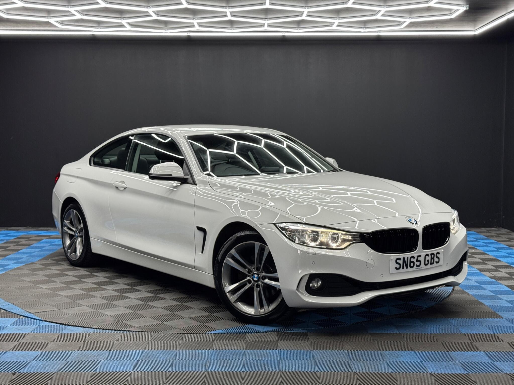 BMW 4 Series 2.0 420d Sport xDrive Euro 6 (s/s) 2dr 2dr Manual 2026