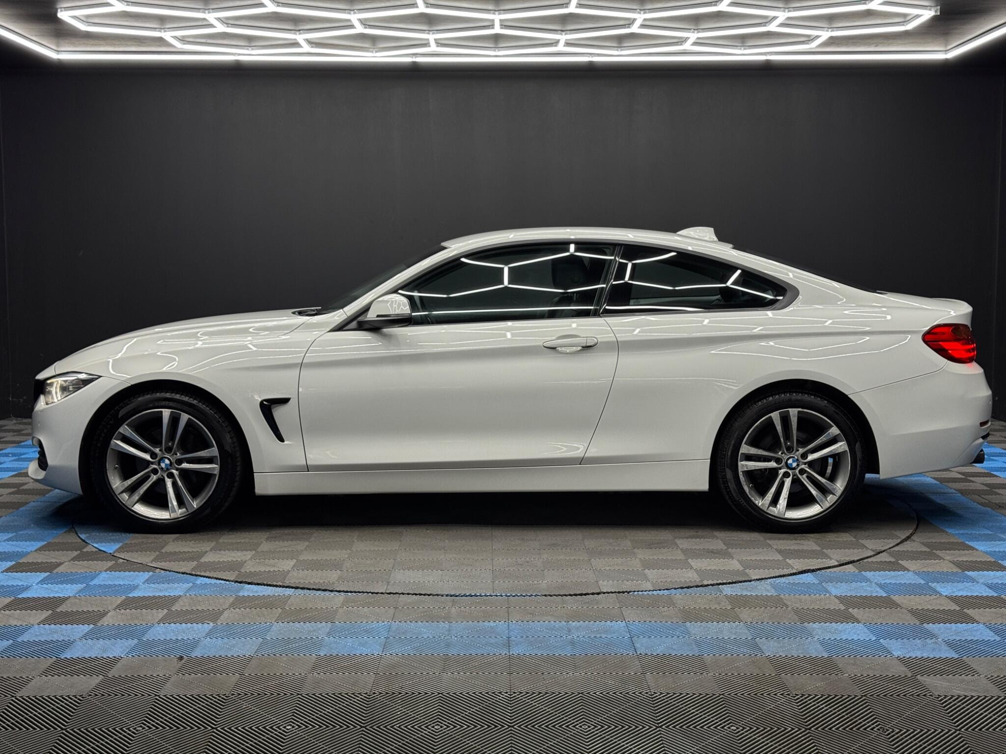 BMW 4 Series 2.0 420d Sport xDrive Euro 6 (s/s) 2dr 2dr Manual 2026