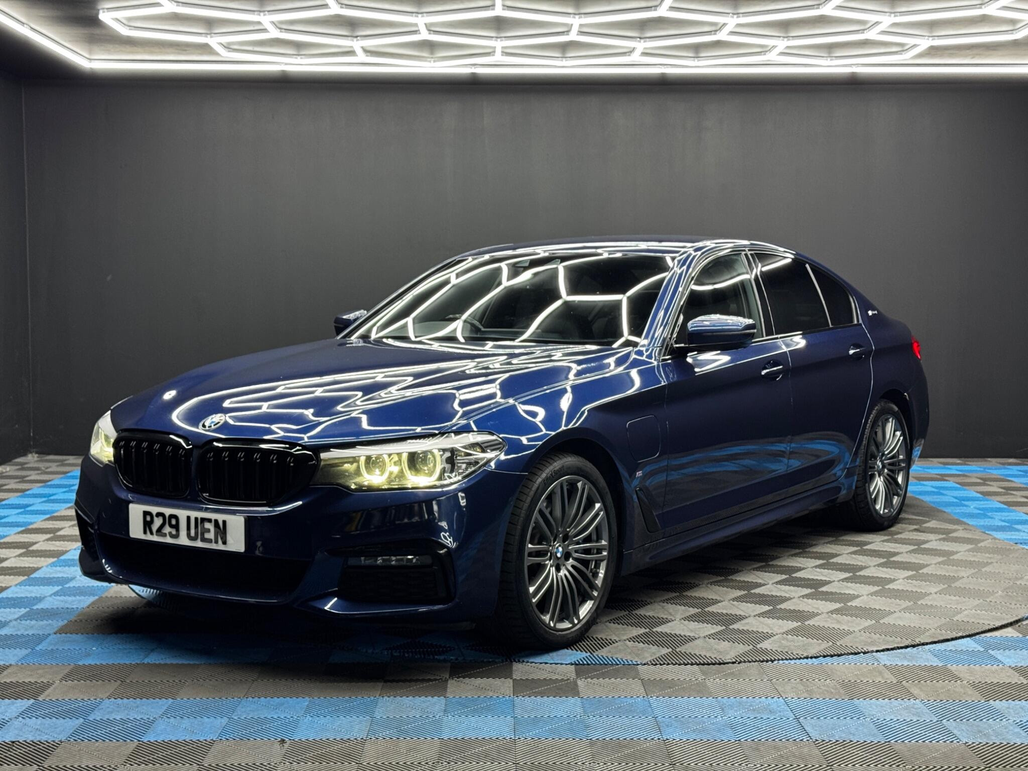 BMW 5 Series 2.0 530e 9.2kWh M Sport Auto Euro 6 (s/s) 4dr 4dr Automatic 2026
