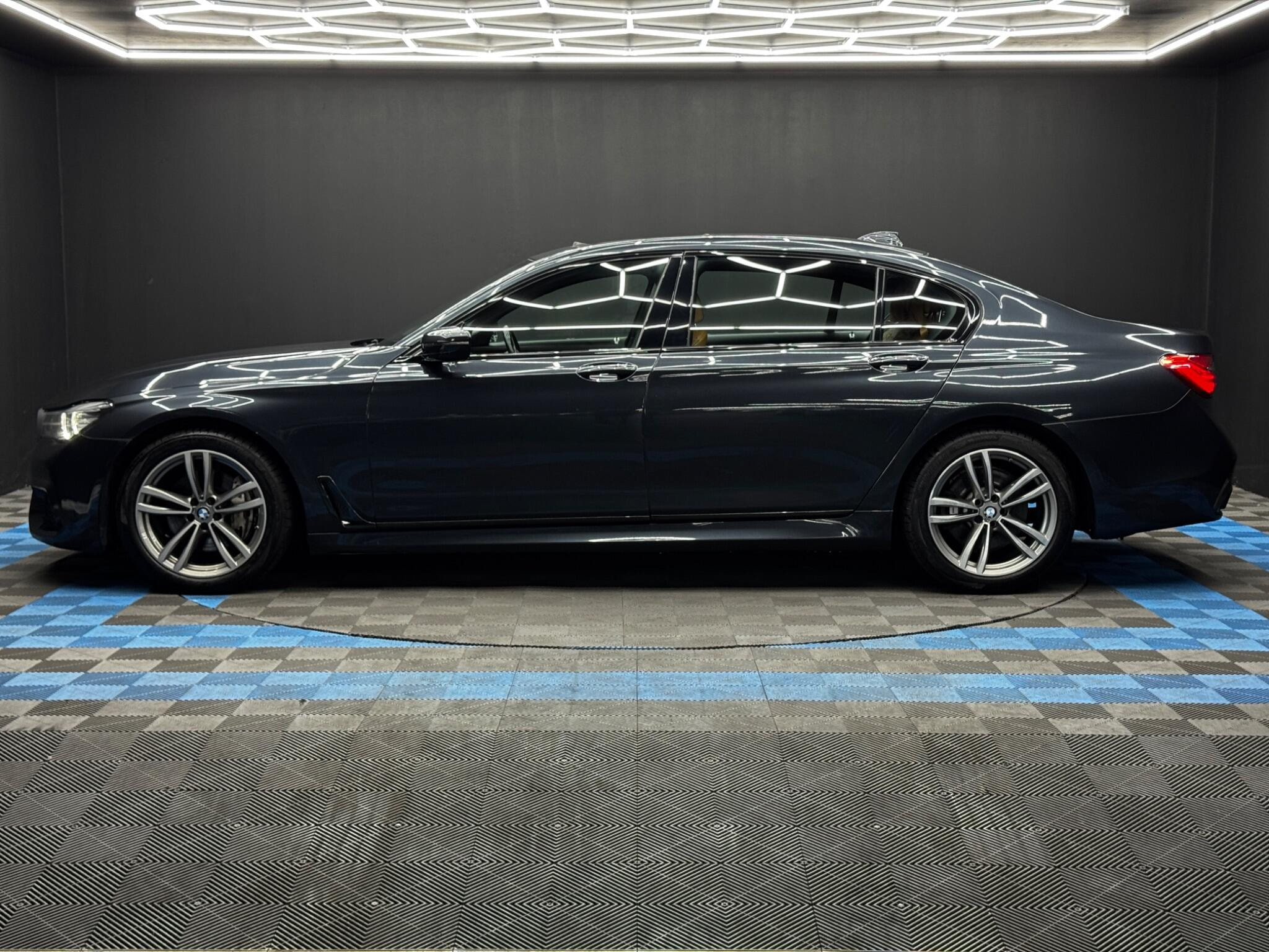 BMW 7 Series 3.0 740Ld M Sport Auto xDrive Euro 6 (s/s) 4dr 4dr Automatic 2026