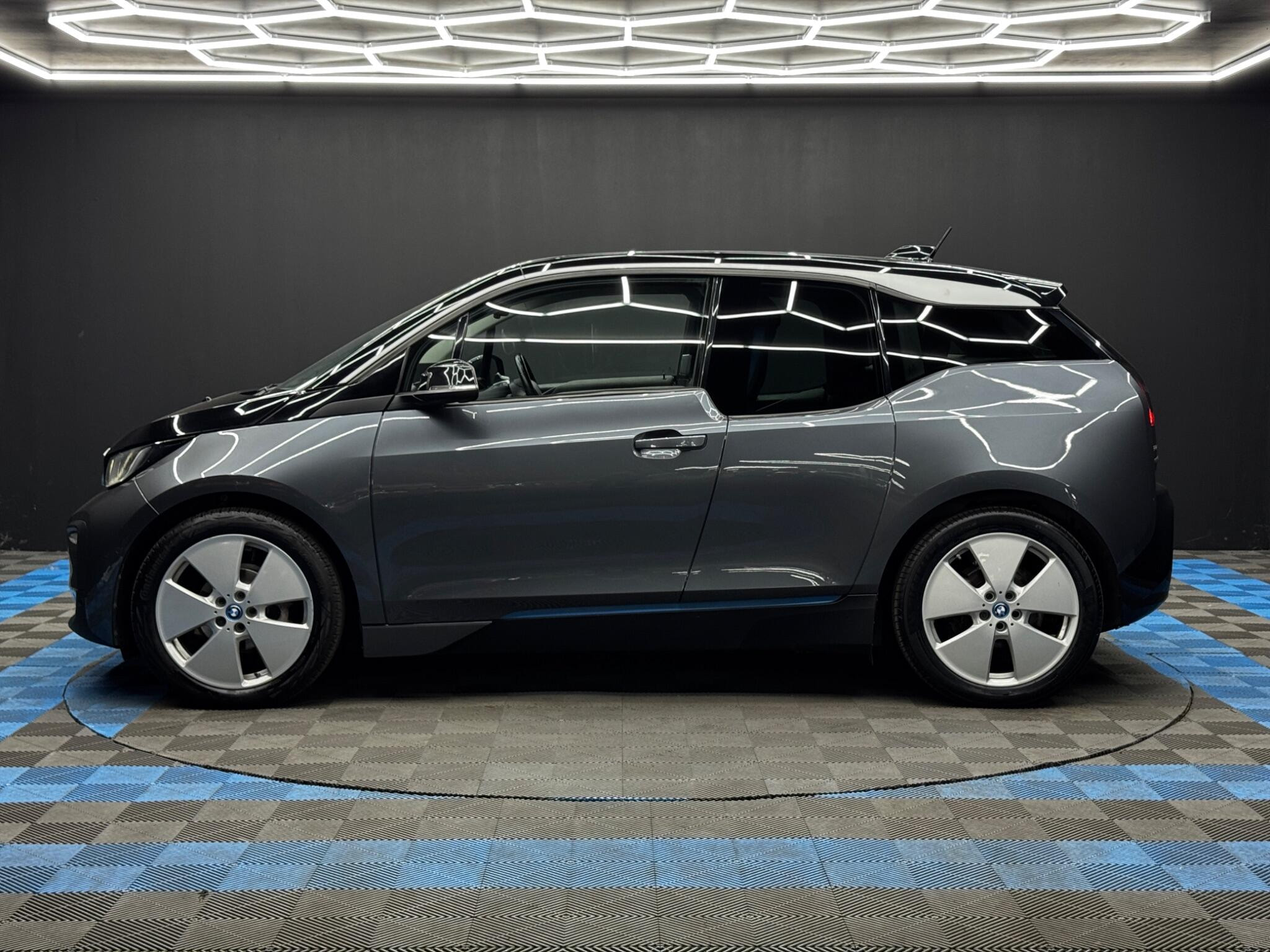 BMW i3 33kWh Auto 5dr 5dr Automatic 2026