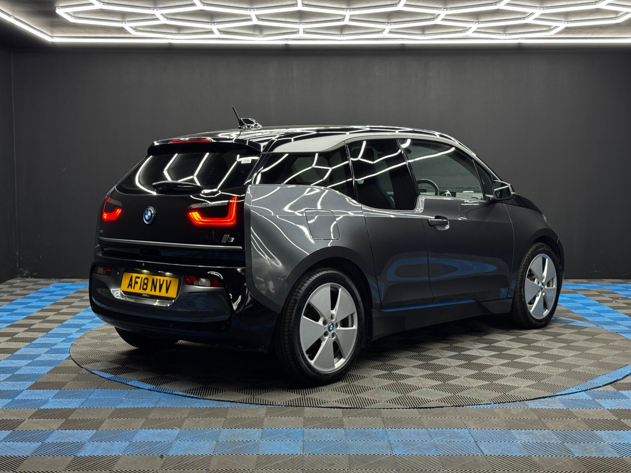 BMW i3 33kWh Auto 5dr 5dr Automatic 2026