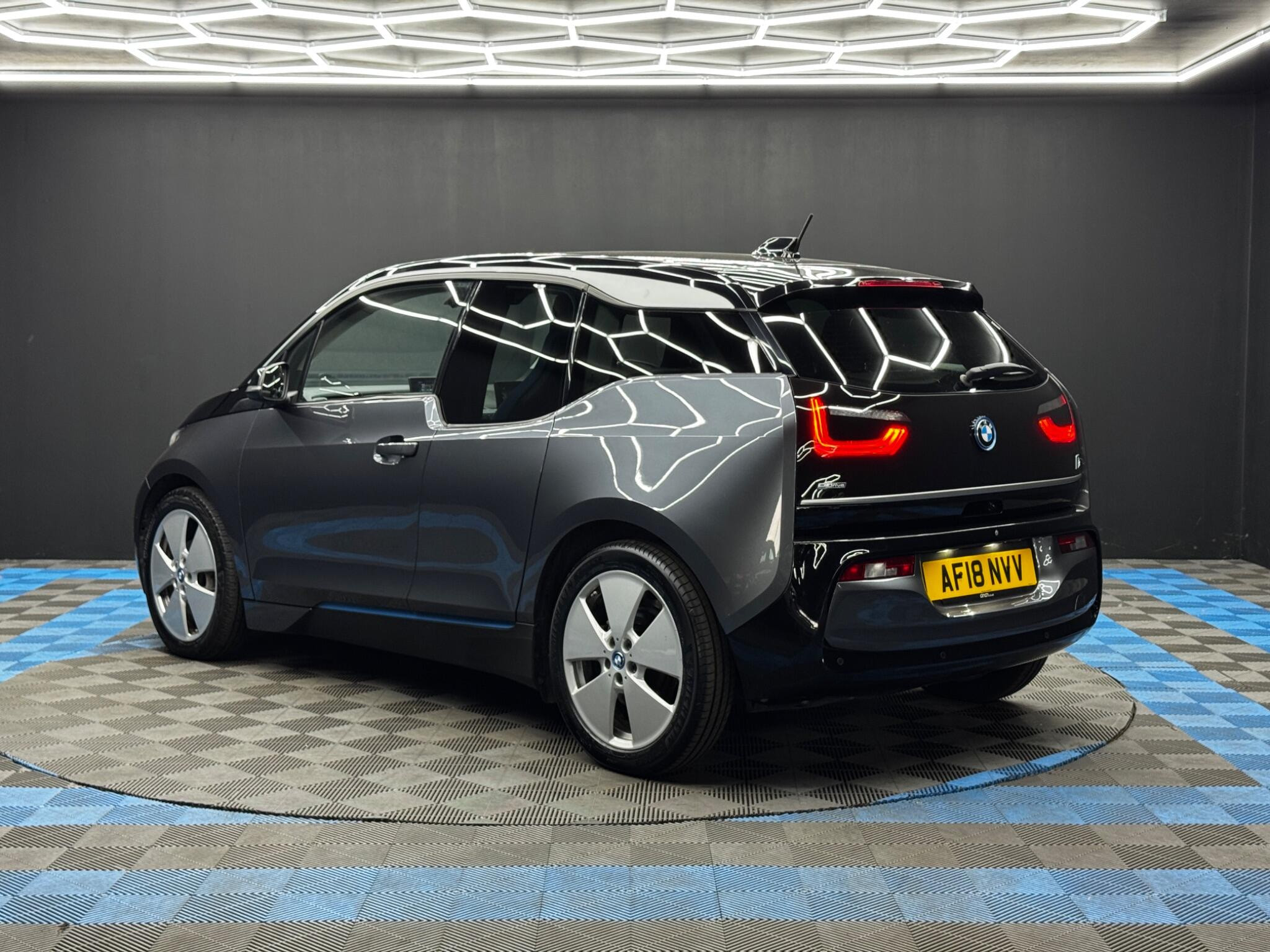 BMW i3 33kWh Auto 5dr 5dr Automatic 2026