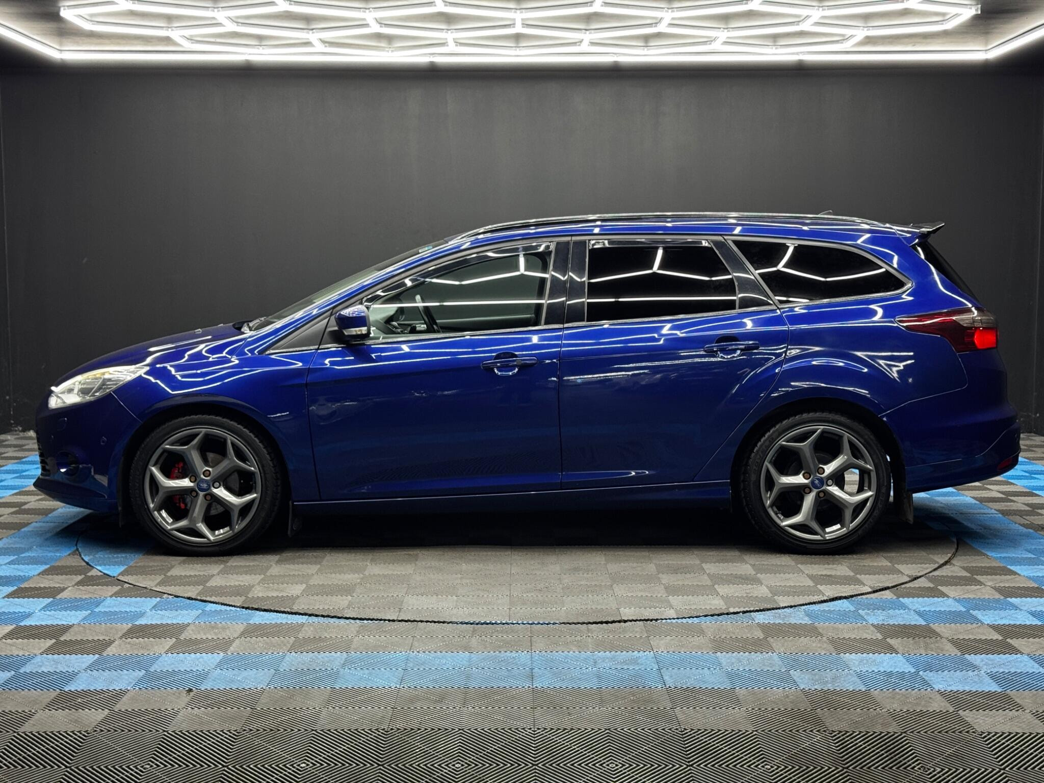 Ford Focus 1.6 TDCi Titanium X Euro 5 (s/s) 5dr 5dr Manual 2026