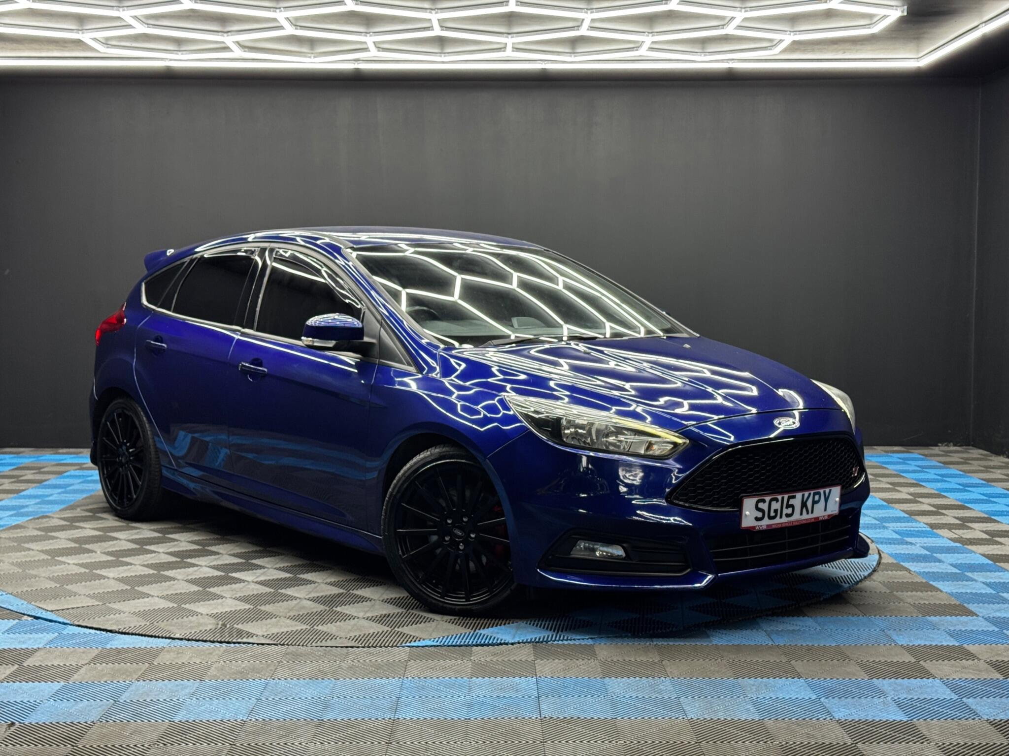 Ford Focus 2.0 TDCi ST-2 Euro 6 (s/s) 5dr 5dr Manual 2026