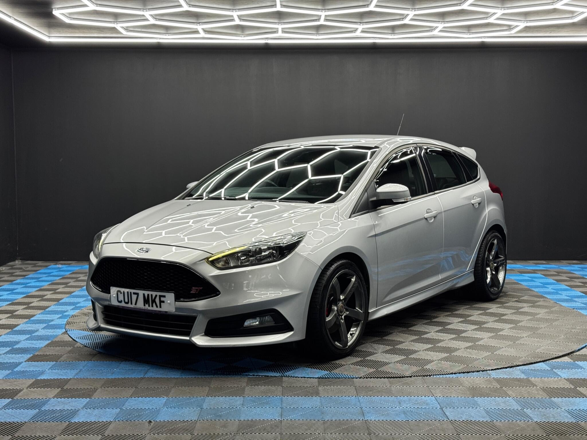 Ford Focus 2.0 TDCi ST-2 Euro 6 (s/s) 5dr 5dr Manual 2026