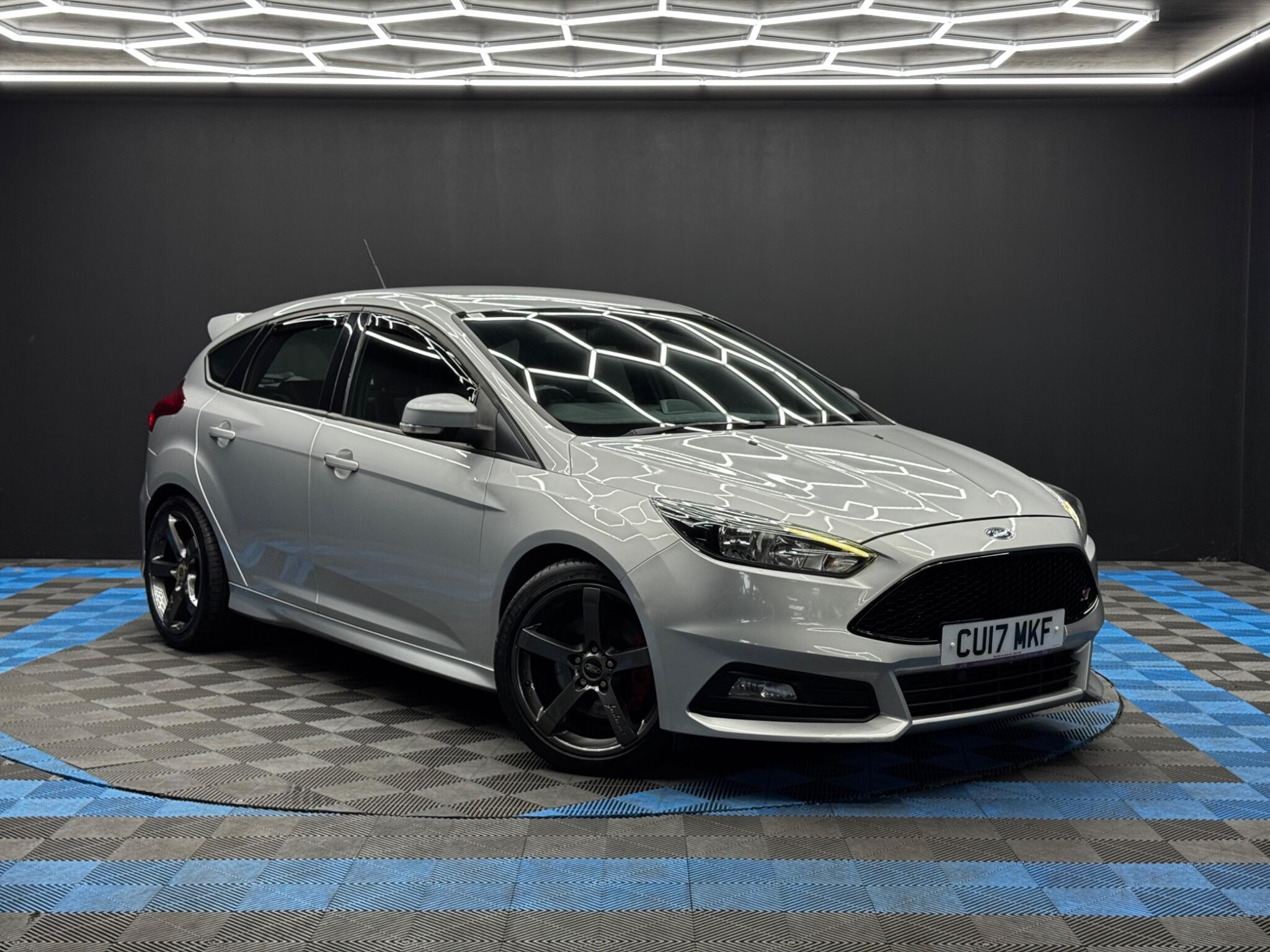 Ford Focus 2.0 TDCi ST-2 Euro 6 (s/s) 5dr 5dr Manual 2026