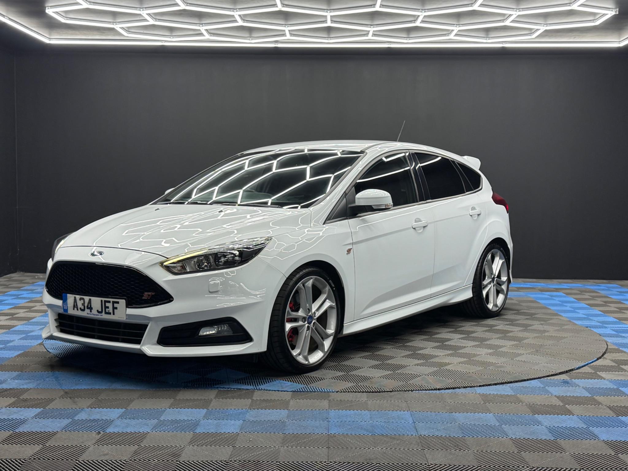 Ford Focus 2.0 TDCi ST-3 Euro 6 (s/s) 5dr 5dr Manual 2026