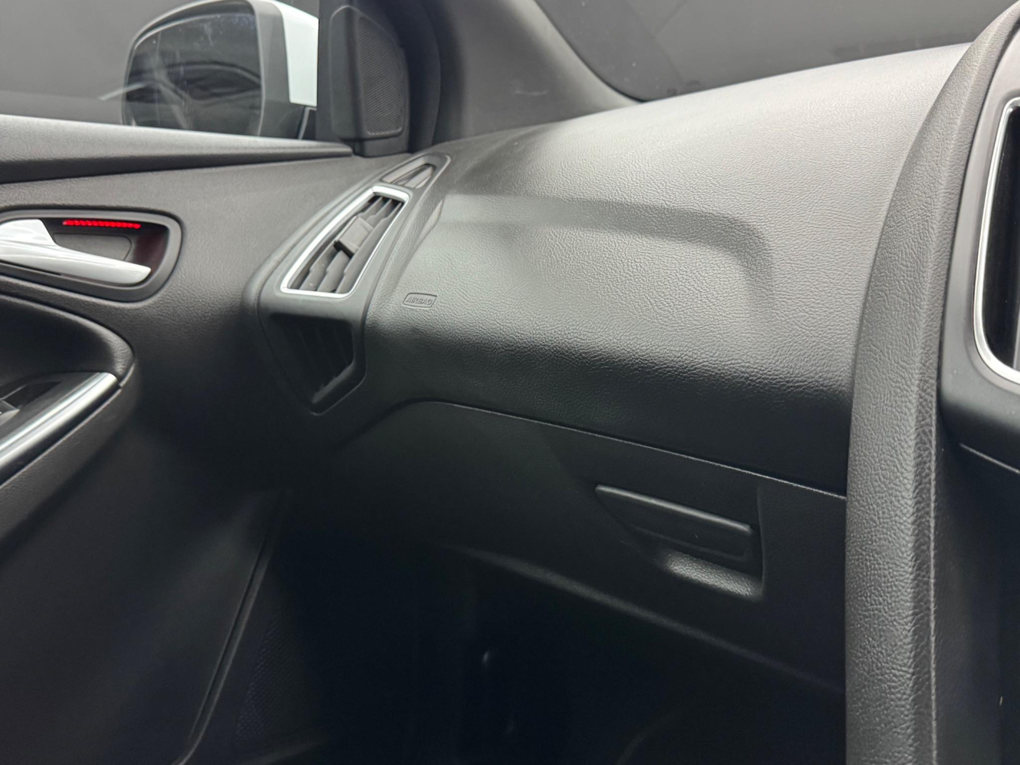 Ford Focus 2.0 TDCi ST-3 Euro 6 (s/s) 5dr 5dr Manual 2026