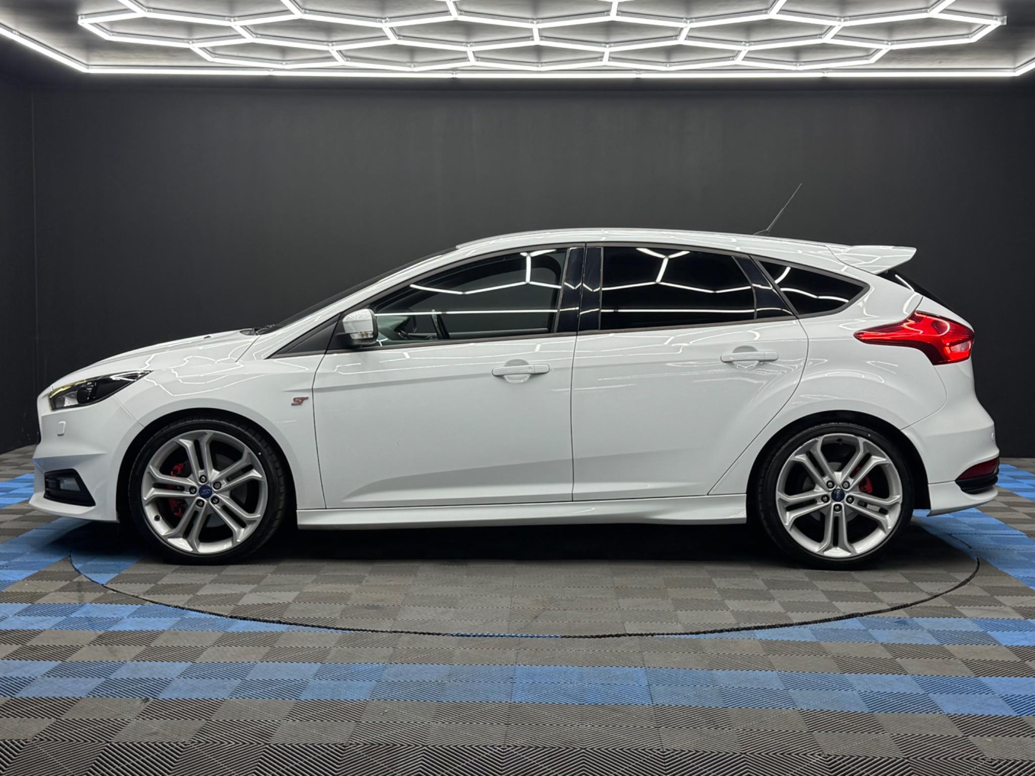 Ford Focus 2.0 TDCi ST-3 Euro 6 (s/s) 5dr 5dr Manual 2026
