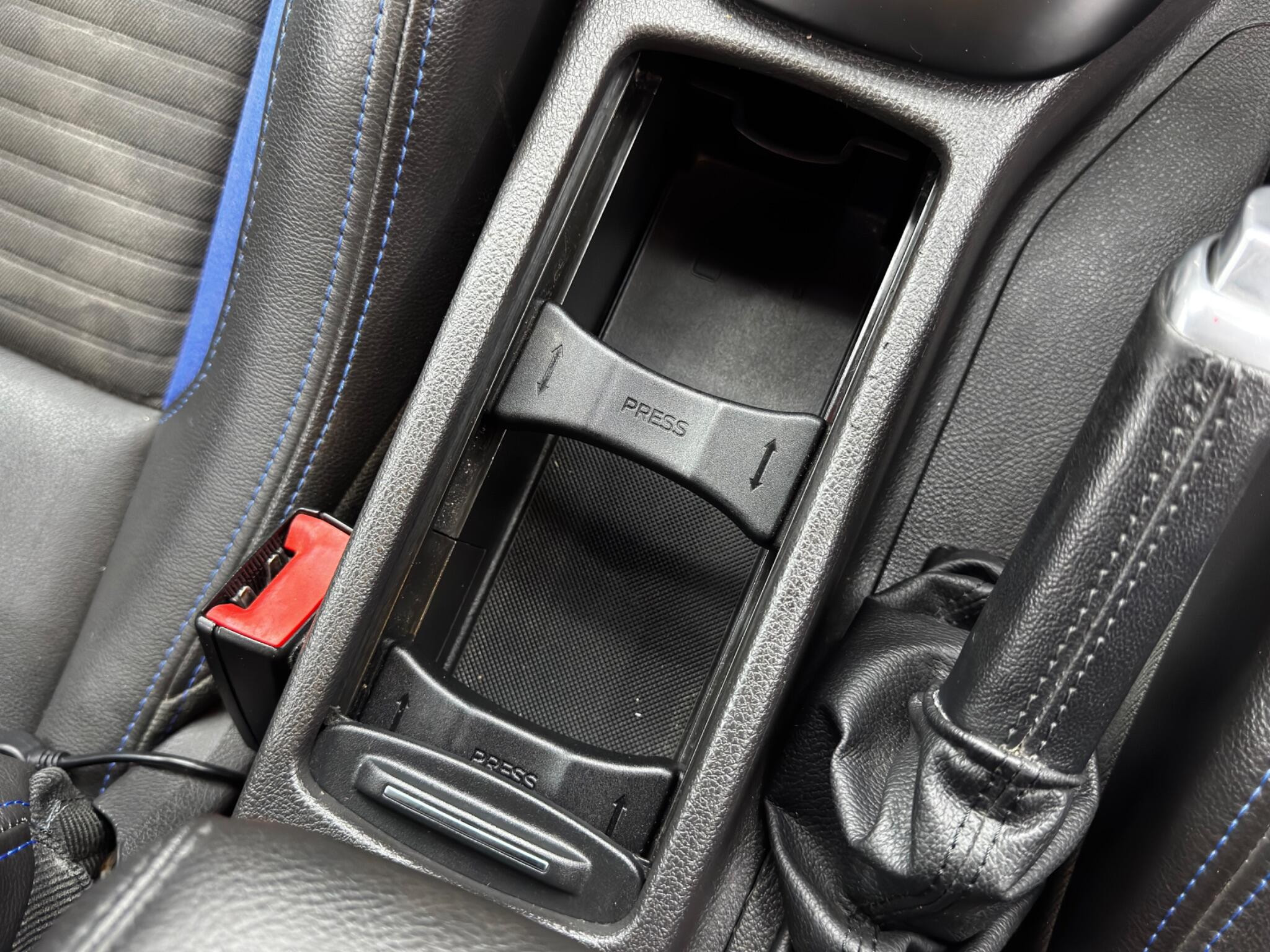 Ford Focus 2.0T EcoBoost ST-2 Euro 6 (s/s) 5dr 5dr Manual 2026