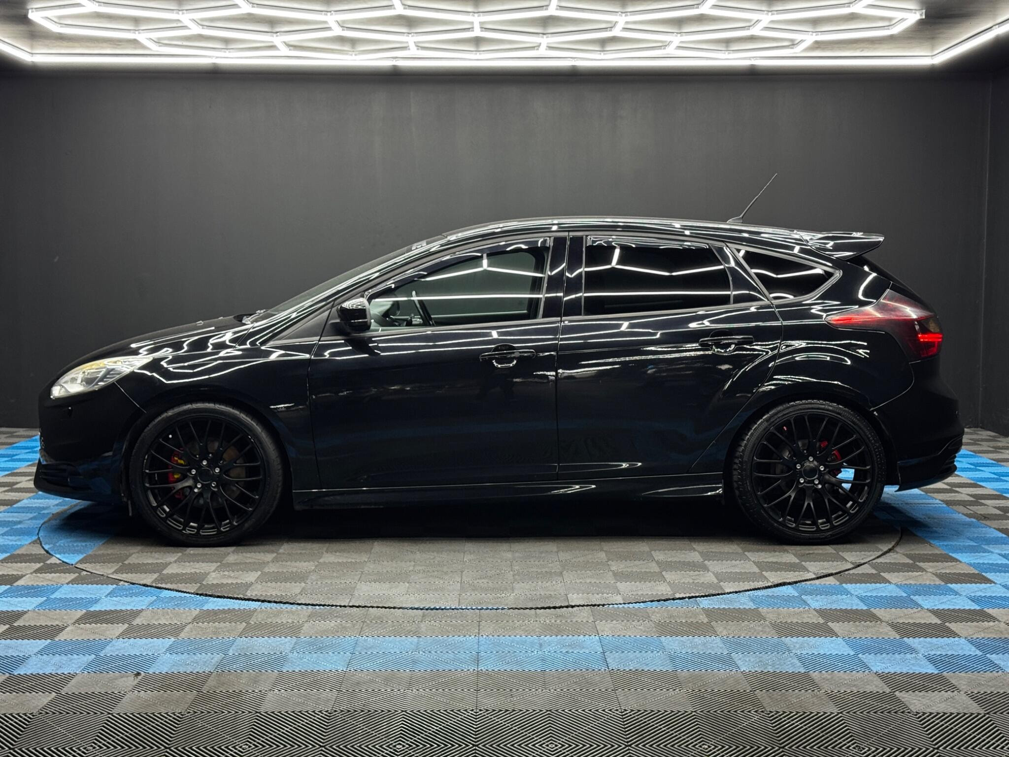 Ford Focus 2.0T EcoBoost ST-3 Euro 5 (s/s) 5dr 5dr Manual 2026