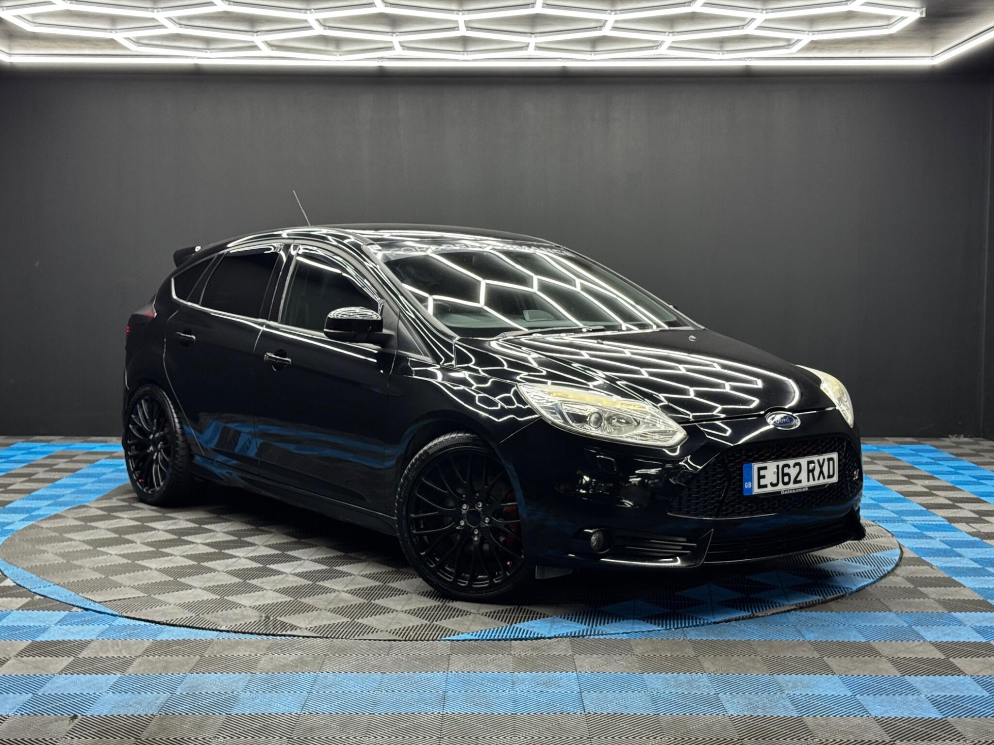 Ford Focus 2.0T EcoBoost ST-3 Euro 5 (s/s) 5dr 5dr Manual 2026