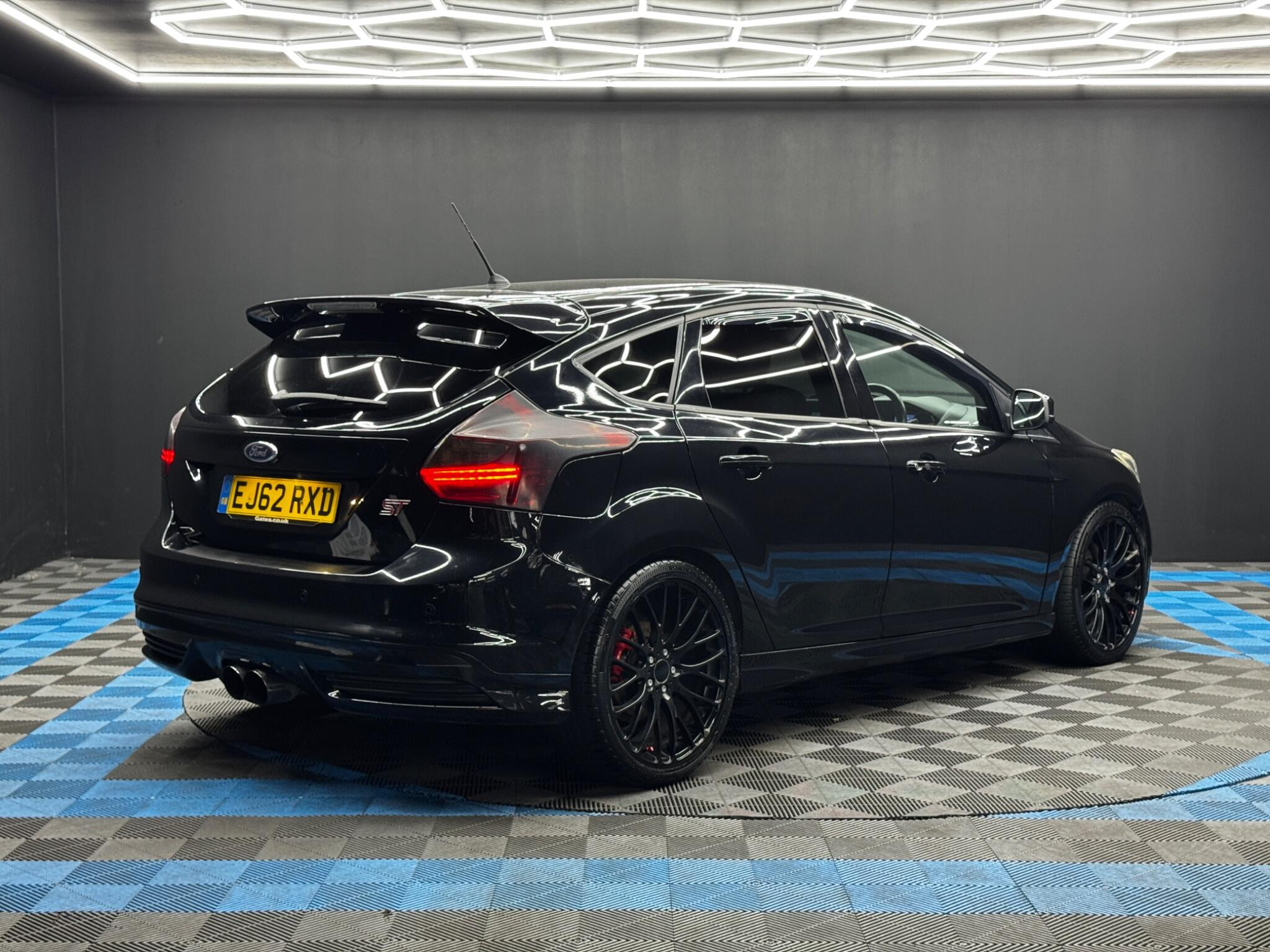 Ford Focus 2.0T EcoBoost ST-3 Euro 5 (s/s) 5dr 5dr Manual 2026