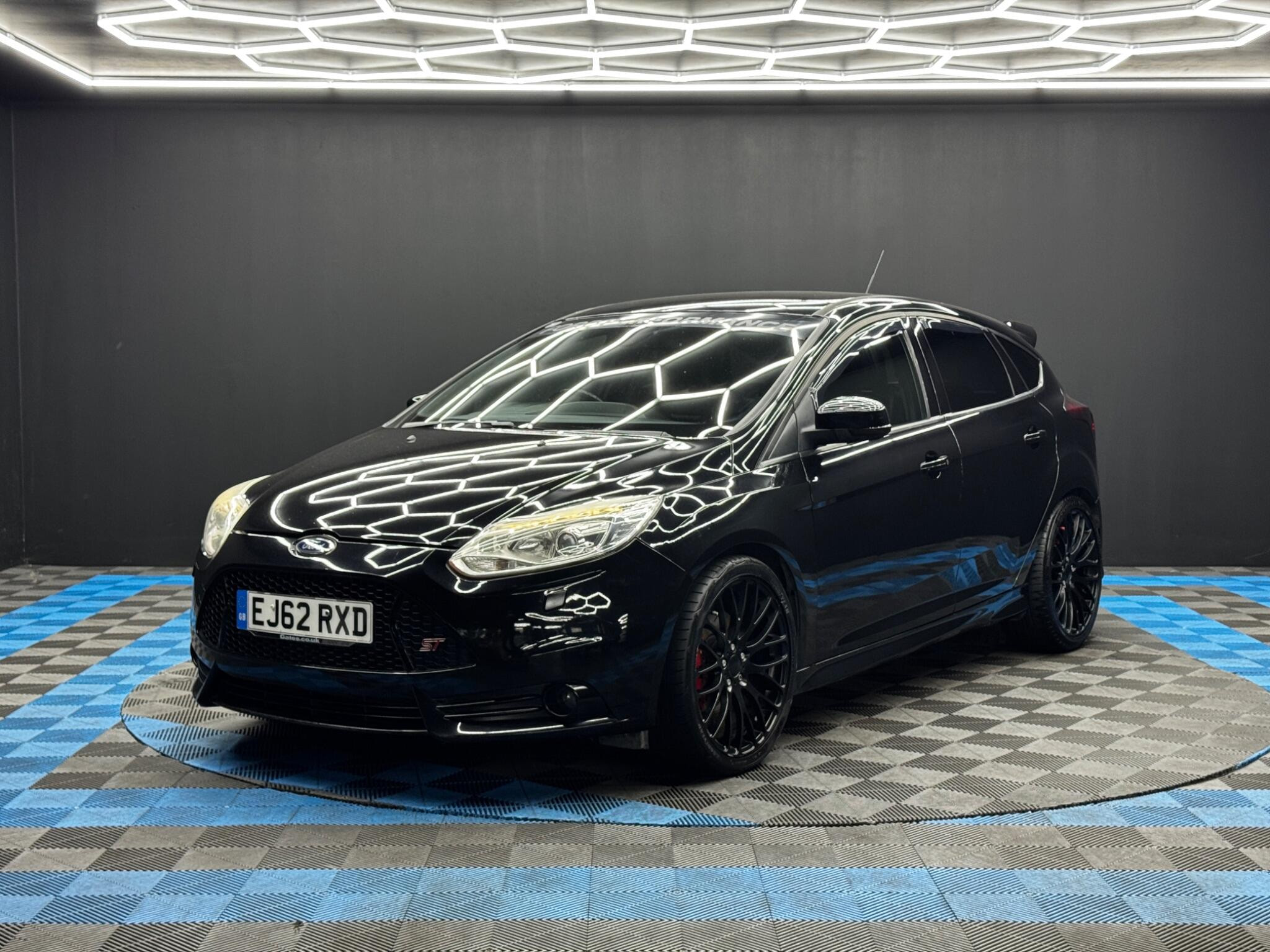 Ford Focus 2.0T EcoBoost ST-3 Euro 5 (s/s) 5dr 5dr Manual 2026