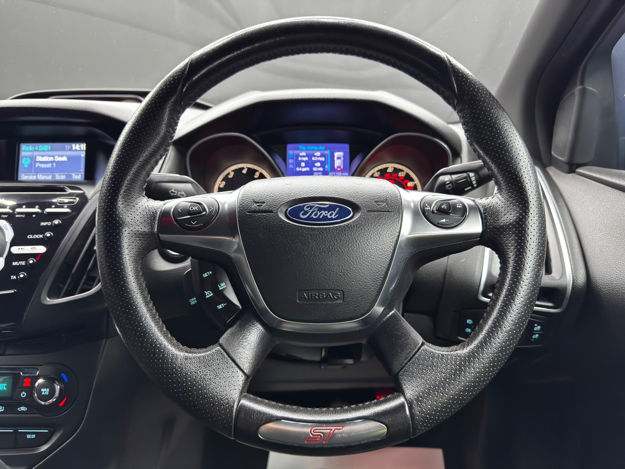 Ford Focus 2.0T EcoBoost ST-3 Euro 5 (s/s) 5dr 5dr Manual 2026