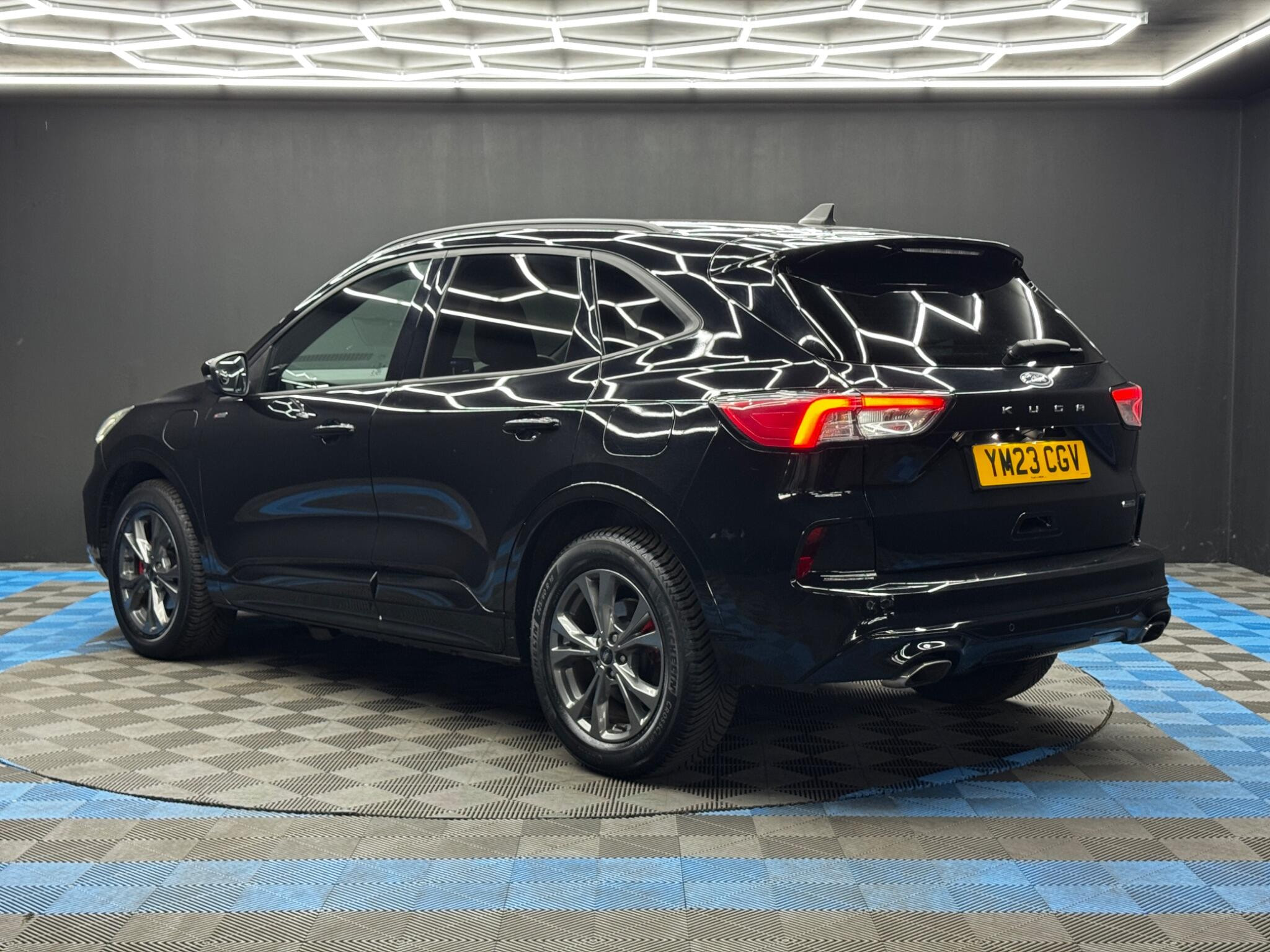 Ford Kuga 2.5 EcoBoost Duratec 14.4kWh ST-Line CVT Euro 6 (s/s) 5dr 5dr Automatic 2026